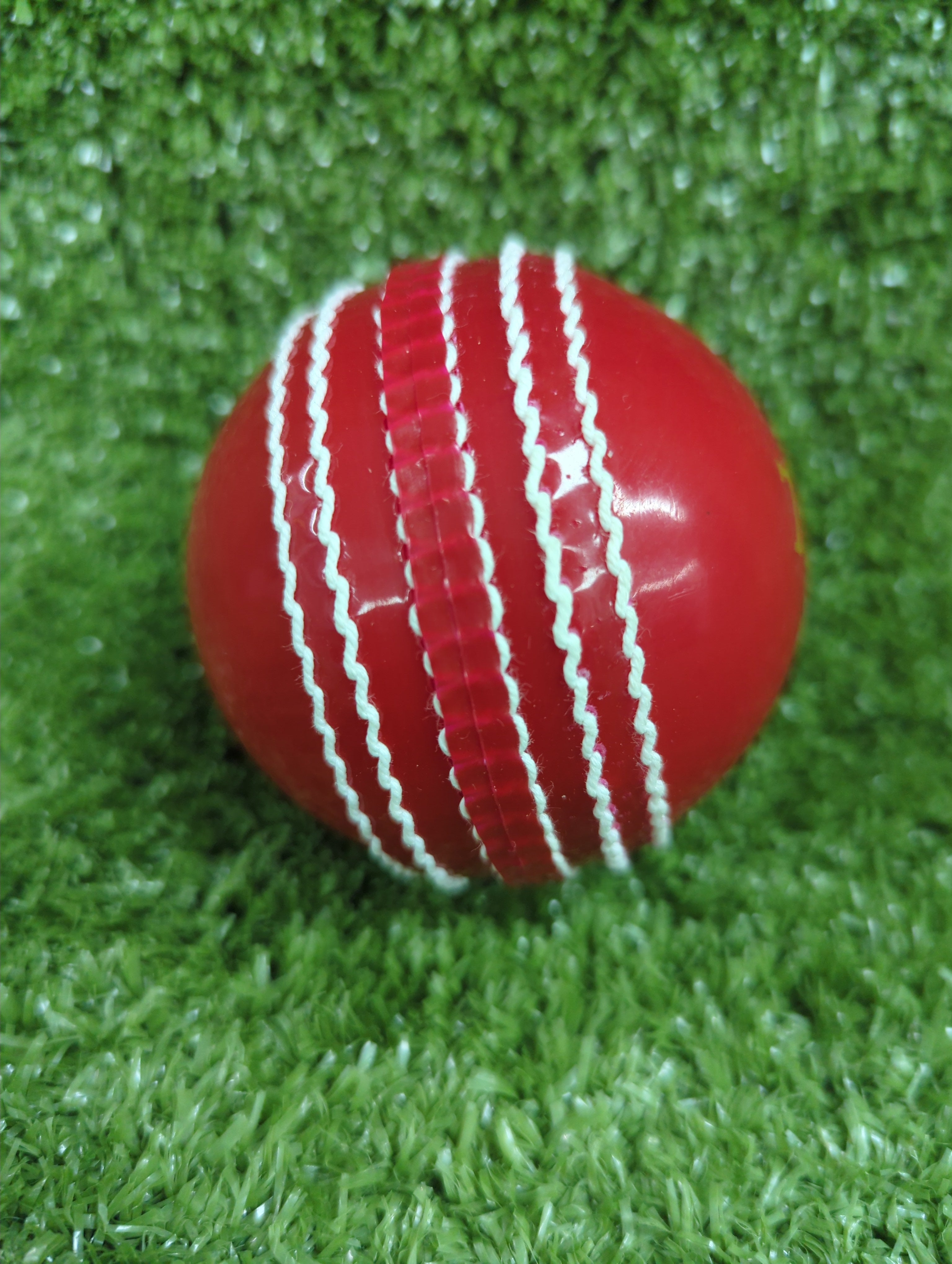 Premium Red Synthetic Cricket Ball - High Performance Practice & Match Ball for Cricket Training & Games | Perfect for Outdoor Sports & Backyard Play