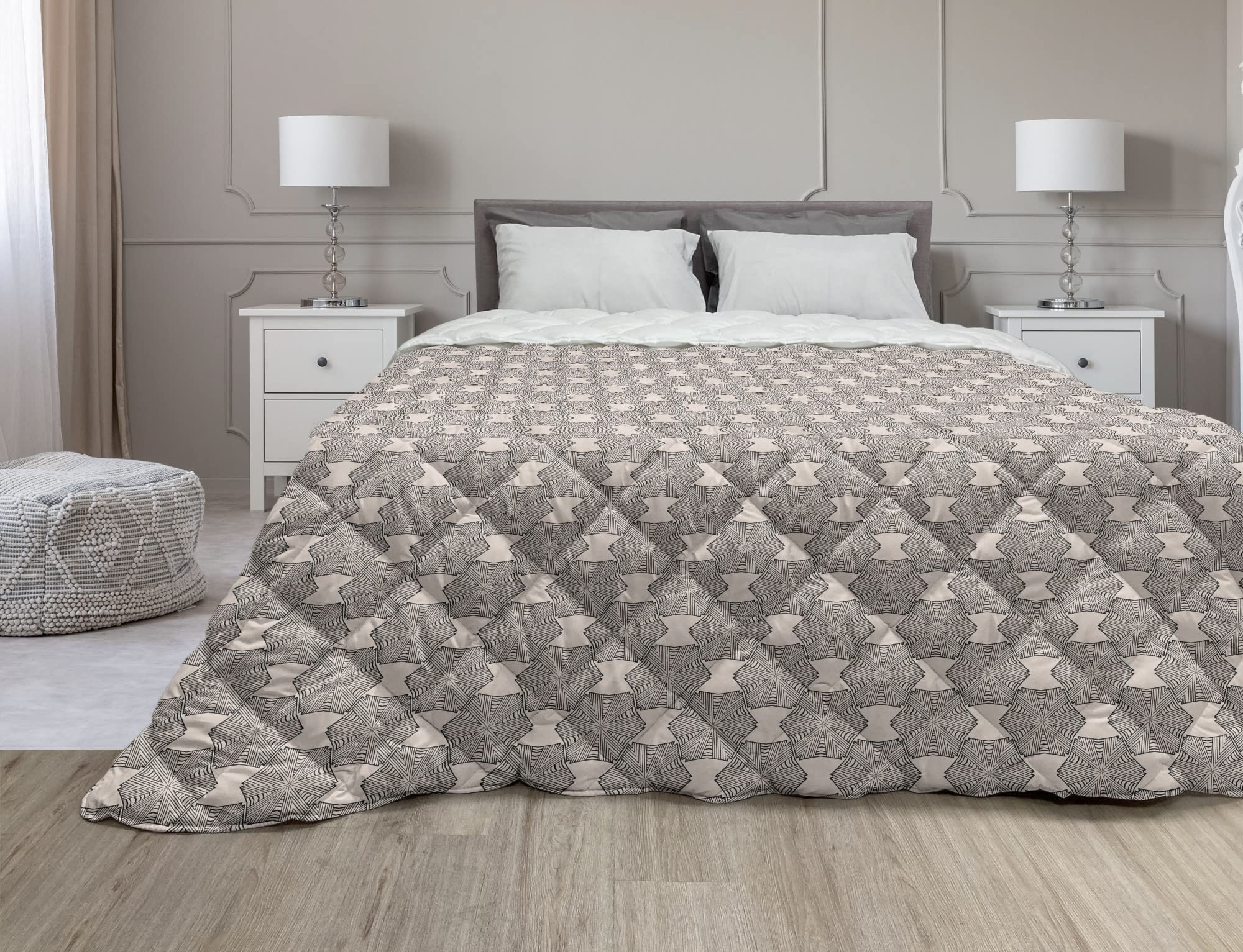 Ambesonne Abstract Down Alternative Comforter - Modern Geometric Mandala Design with Vintage Persian Influence | All-Season Microfiber Quilt for Twin XL Bed | Warm Taupe & Charcoal Grey | Perfect for Guest Rooms, Dormitories & Cozy Bedroom Decor