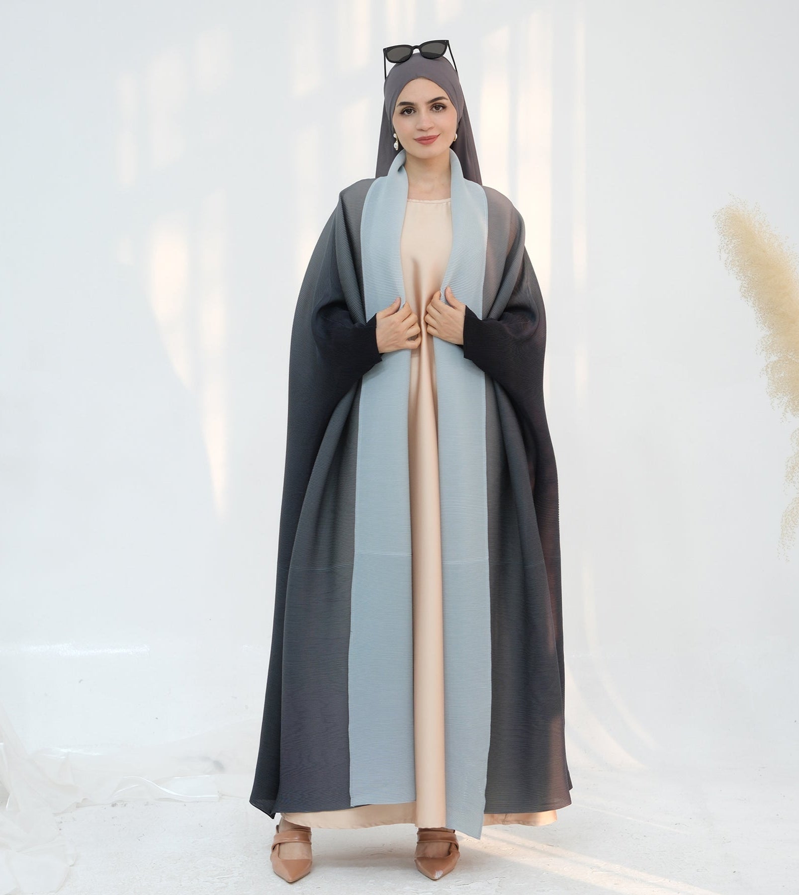Elegant Kenyat Pleated Ombre Kimono Open Abaya in Gray - Perfect for Casual Wear, Beach Cover-Up, and Boho Fashion Outfits