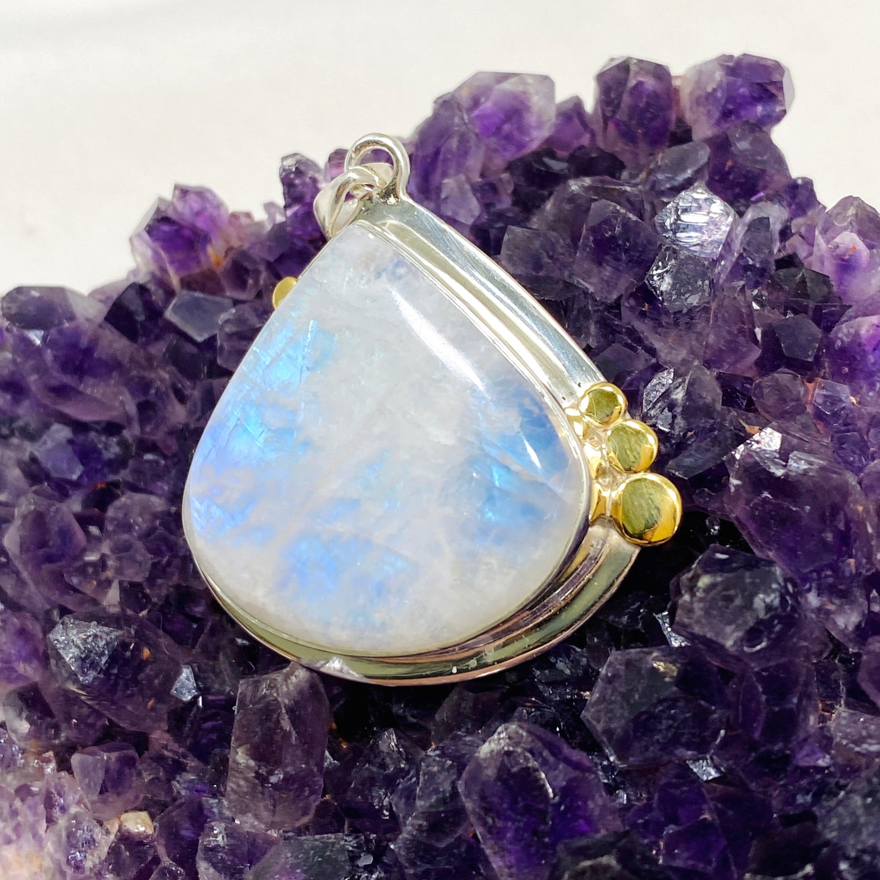 Moonstone Teardrop Pendant Necklace with Brass Detailing - KPGJ4250 | Elegant Boho Jewelry for Women, Perfect for Weddings & Special Occasions
