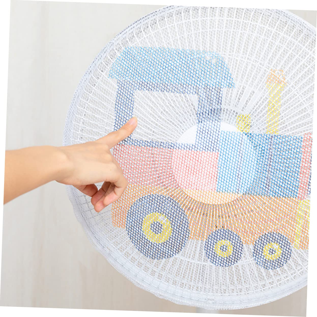 MOBUTOFU 16 Inch Child Safe Fan Cover - Anti-Pinch Hand Protection for Electric Fans, White with Train Pattern (400mm Diameter) - Perfect for Kids' Rooms, Nurseries, and Daycare Centers