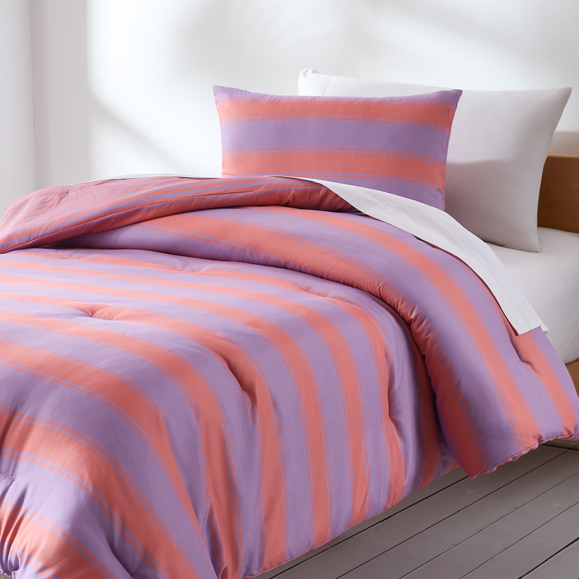 Gale Cabana Stripe Comforter Set - Queen Size Bedding, Soft & Breathable Cotton, Coastal Beach Style - Perfect for Guest Rooms, Vacation Homes & Summer Bedroom Decor