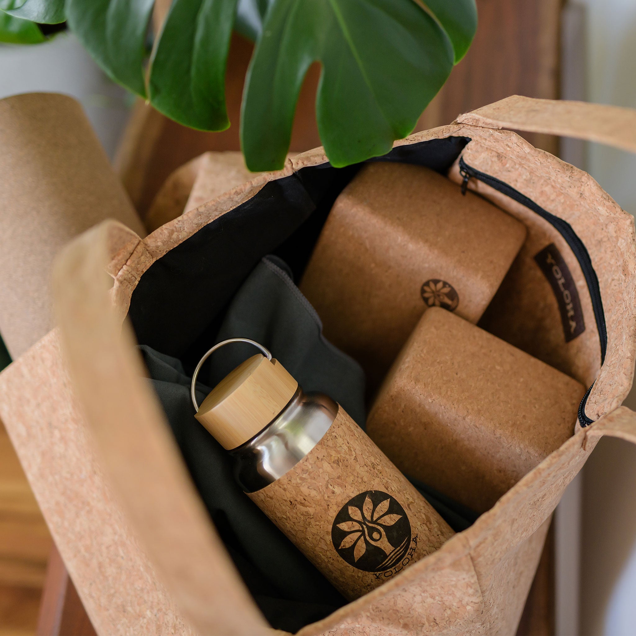 Eco-Friendly Cork Tote Bag for Women - Lightweight & Waterproof Reusable Shopping Bag - Perfect for Groceries, Beach, Work & Travel