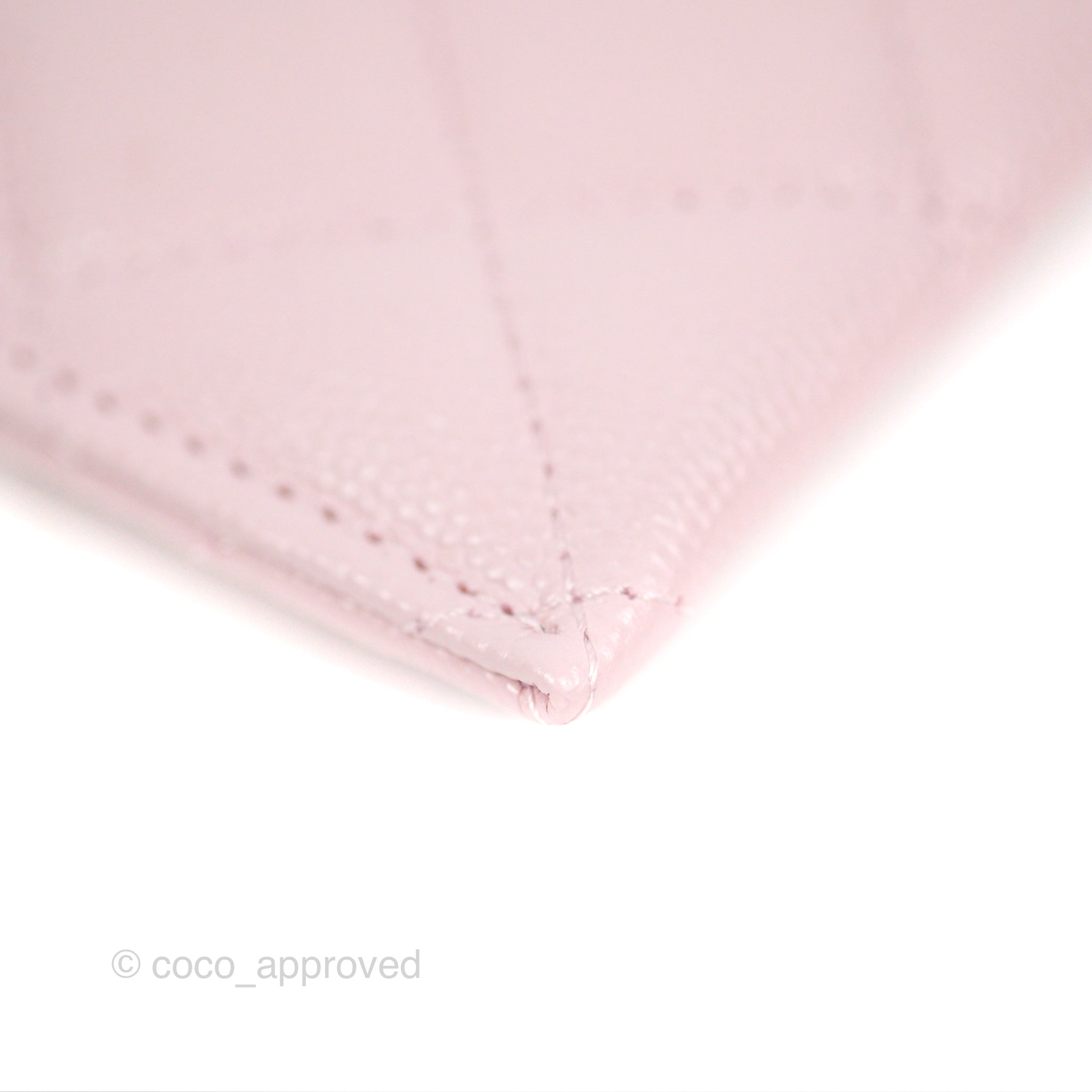 Chanel Classic Flat Card Holder in Pink Caviar Leather with Gold Hardware - Perfect for Everyday Luxury & Gift Giving