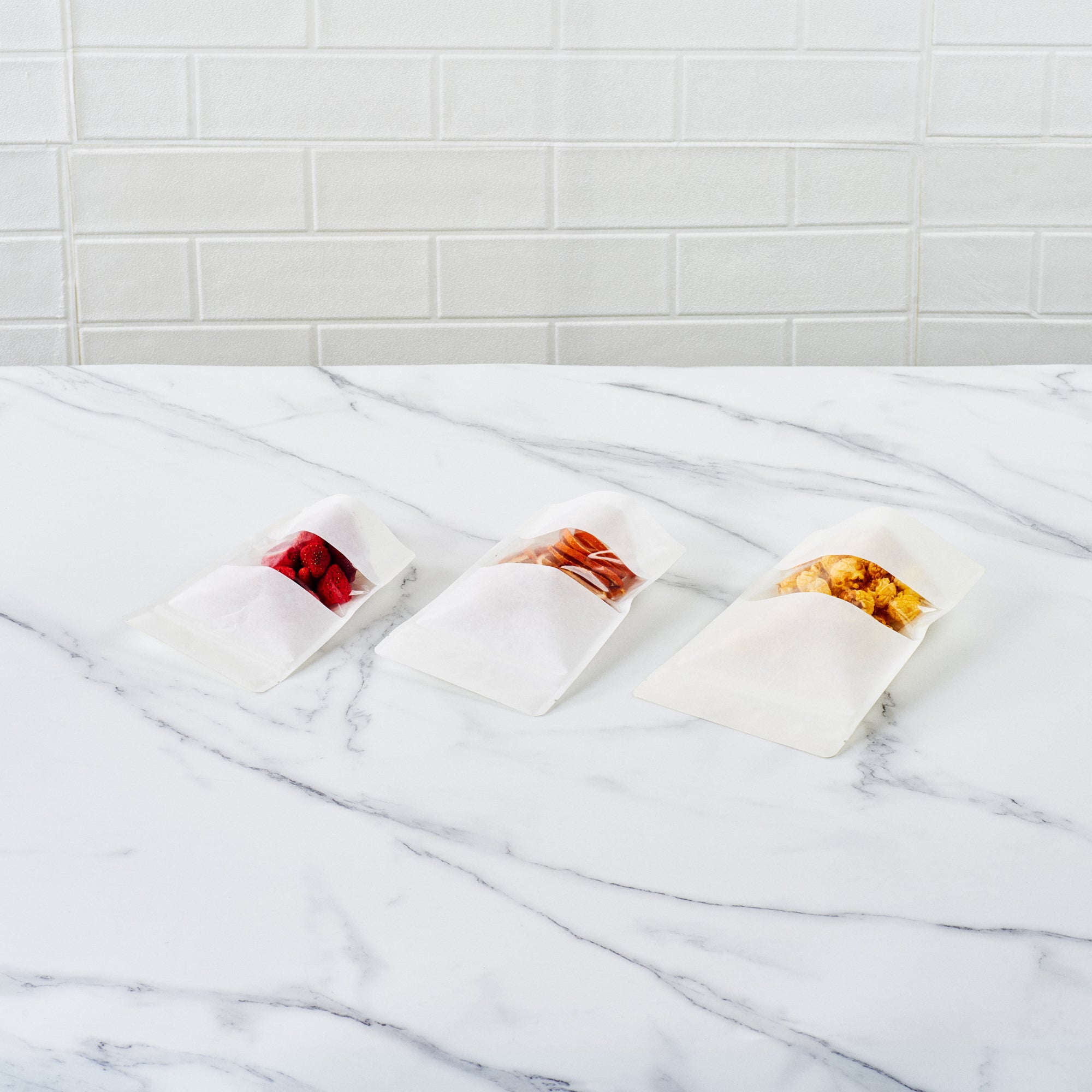 White Plastic Small Window Bags with Heat Seal - 7 x 4.75 x 1.5 Inches (100 Count) for Food Packaging, Retail Display & Organizing Small Items