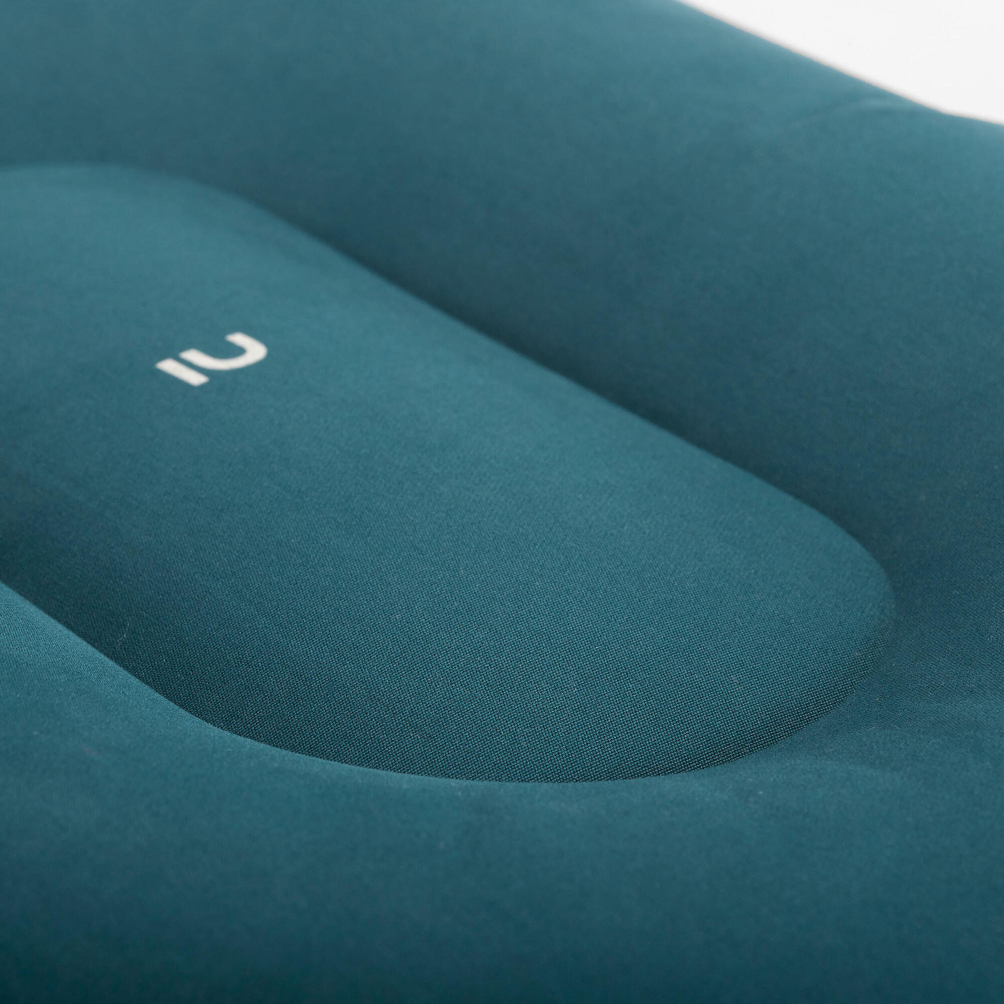 Quechua Inflatable Camping Pillow - Lightweight & Compact Air Basic Travel Pillow for Hiking, Backpacking & Outdoor Adventures