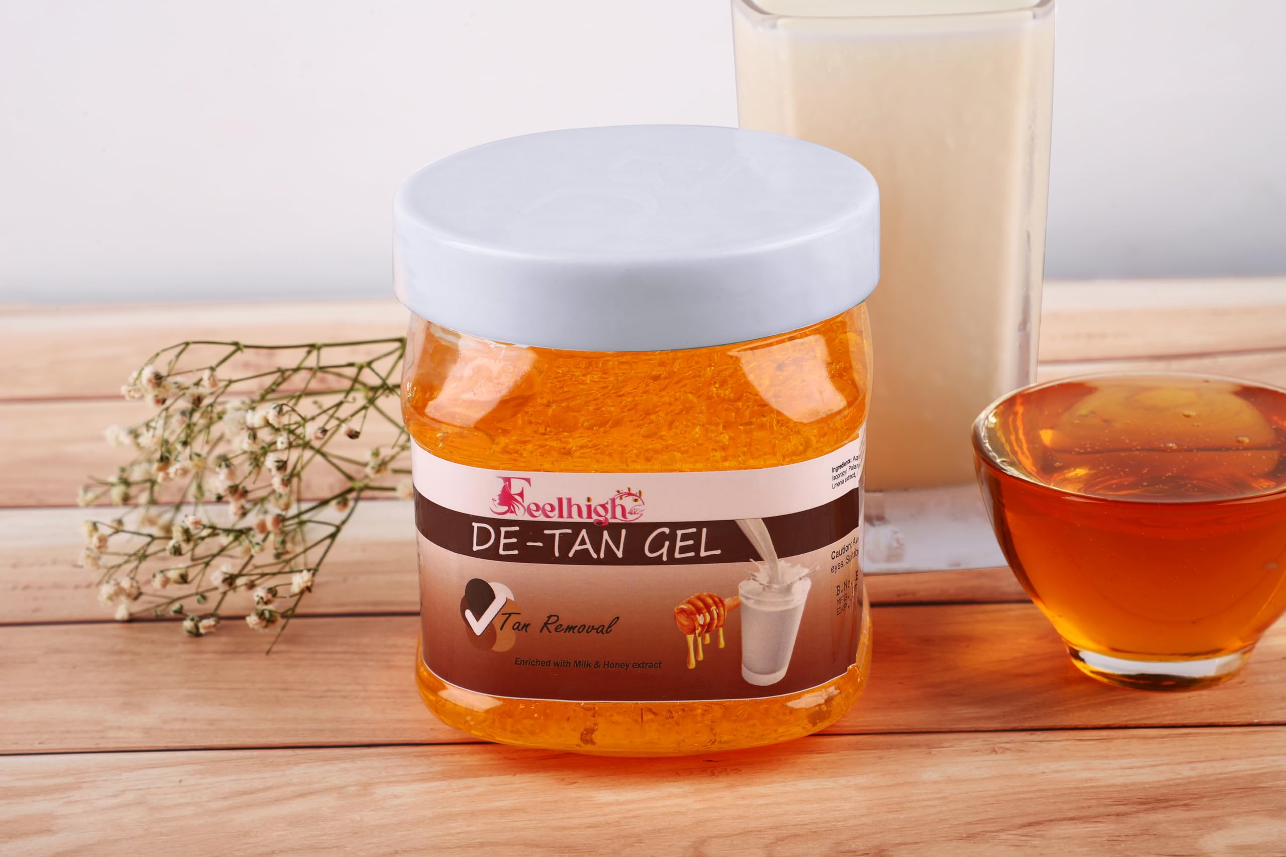 Strawberry Extract Face Scrub & Milk Honey Tan Removal Gel Combo - 500ml Each - Exfoliates Dead Skin, Hydrates & Brightens - Unisex Facial Care Kit for Men & Women - Perfect for Daily Skincare Routine & Spa Treatments