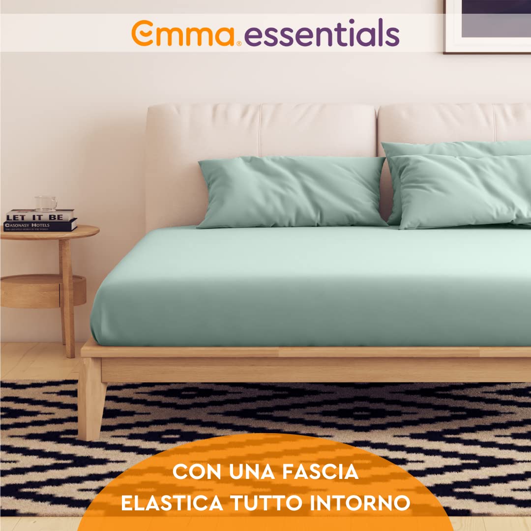 Emma Essentials Microfibre Fitted Sheet - Light Green 160x200cm - Ultra Soft Breathable Polyester Bedding - Fits Mattress Up to 30cm - Oeko-Tex Certified - Perfect for Guest Rooms, Dorms & Cozy Bedrooms