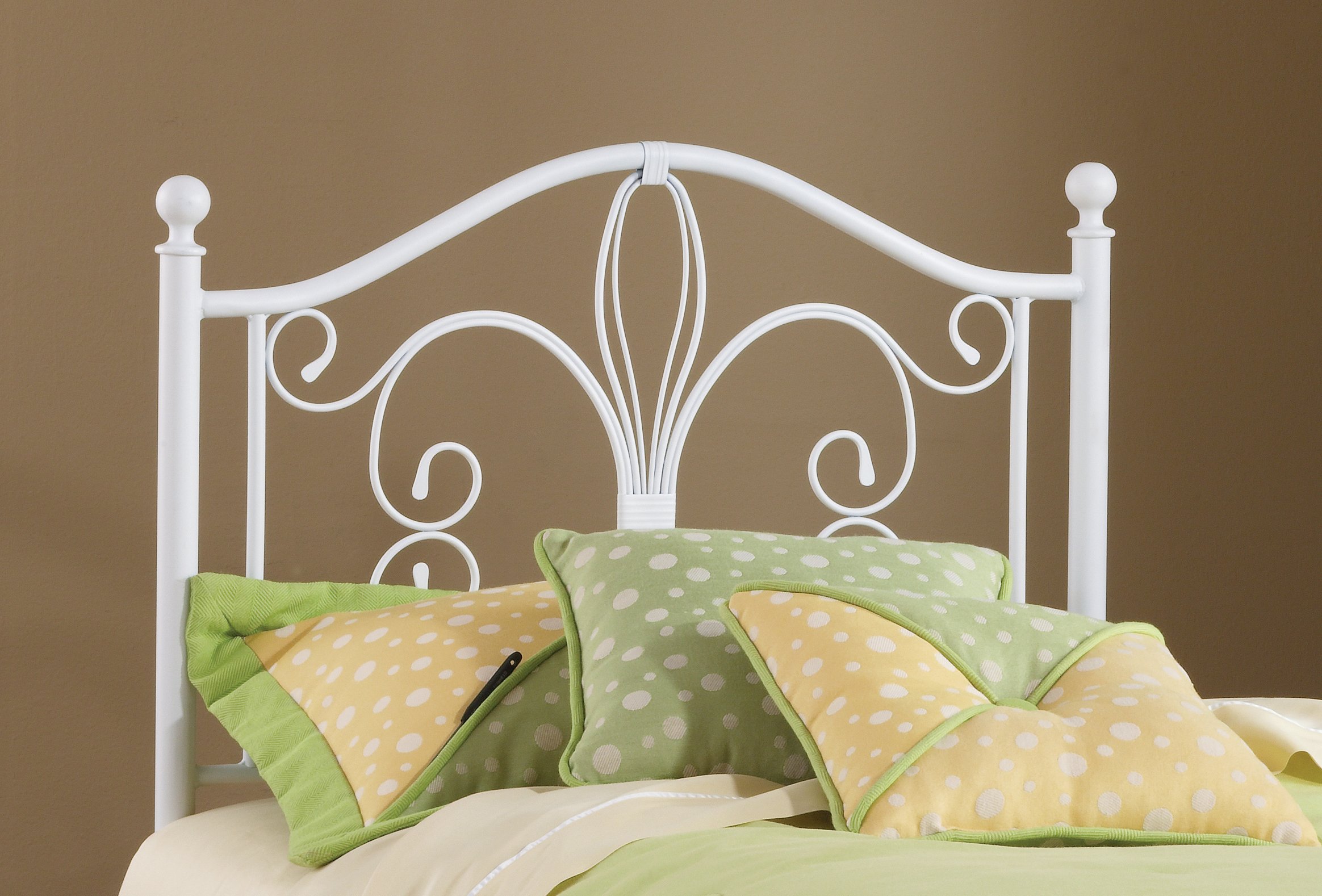 Hillsdale Ruby Twin Bed Frame with Headboard - White | Modern & Sturdy Design for Kids, Teens & Guest Rooms | Perfect for Small Spaces & Cozy Bedrooms