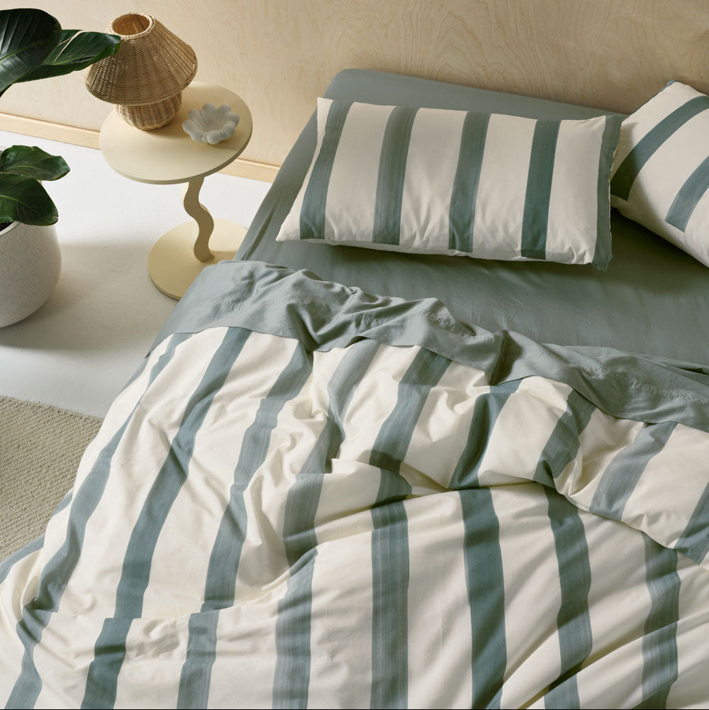 Linen House Fremantle Quilt Cover Set - Premium Cotton Bedding Set for Queen/King Size - Soft & Breathable Duvet Cover for Cozy Bedroom Decor