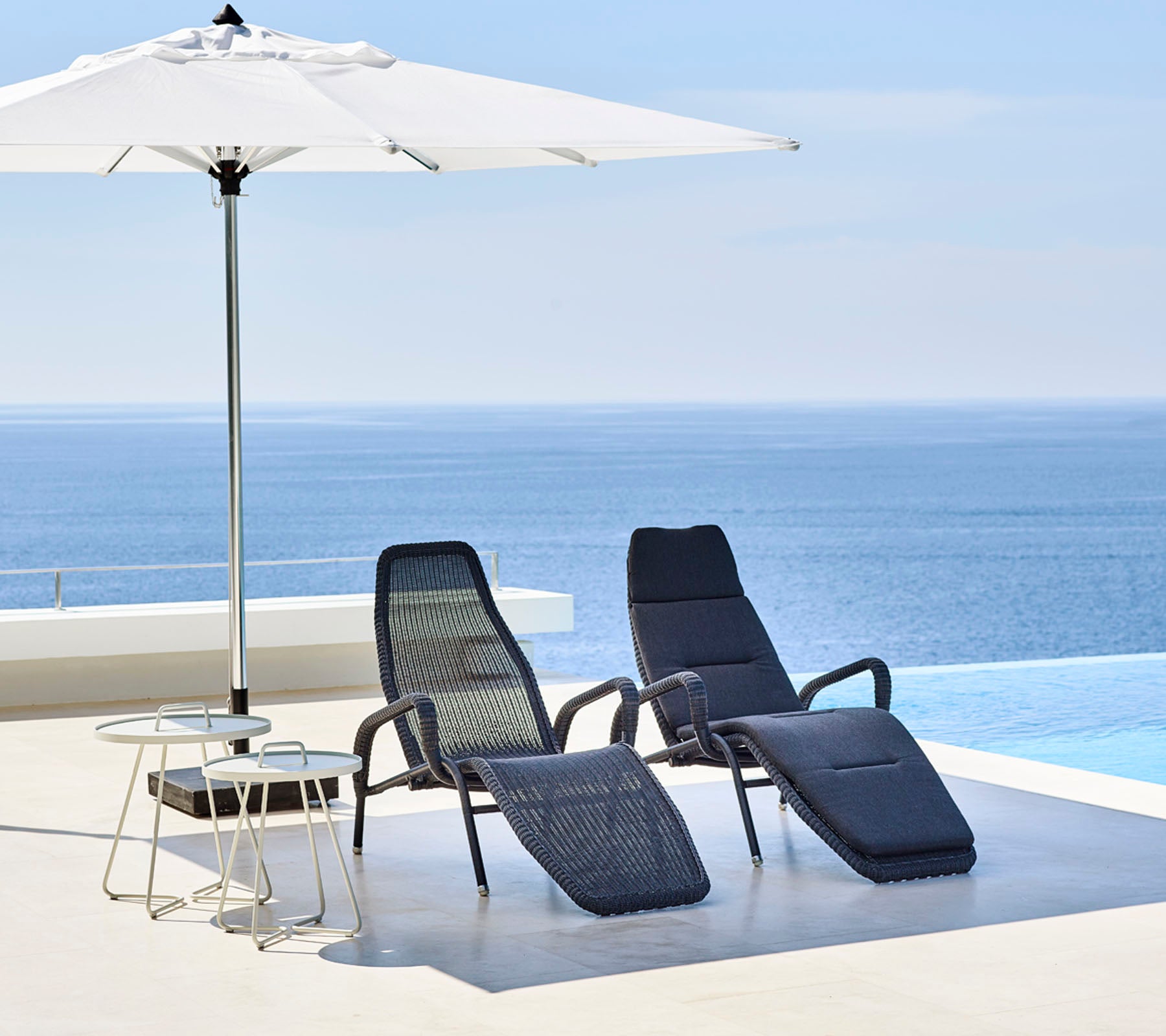 Best Sunrise Sun Chair - Portable Folding Beach Chair for Outdoor Relaxation - Perfect for Beach, Poolside, Camping, and Backyard Lounging