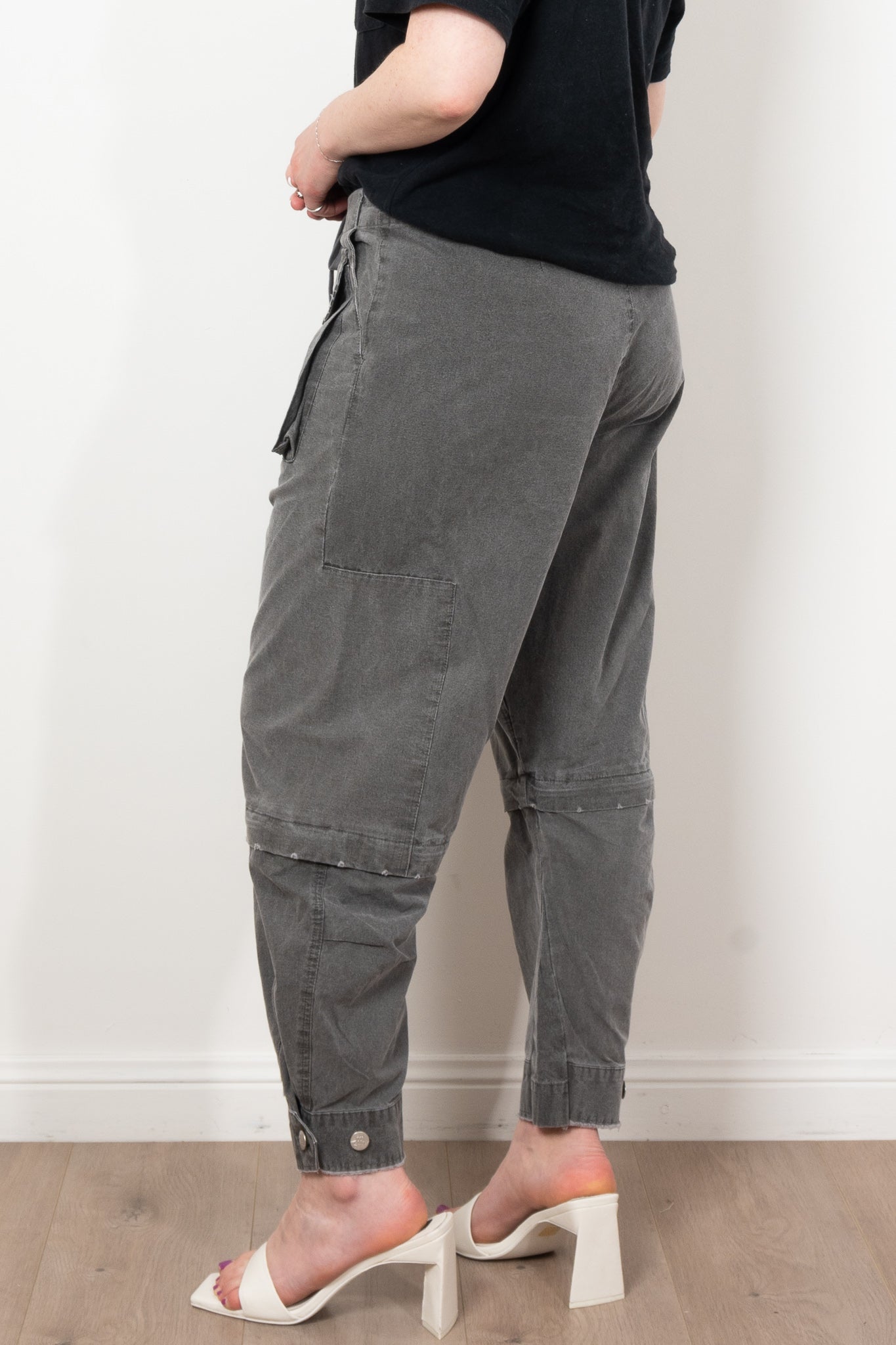 M.A. Dainty Trucker Jean - Women's High Waisted Distressed Denim Jeans for Casual Wear & Street Style Outfits