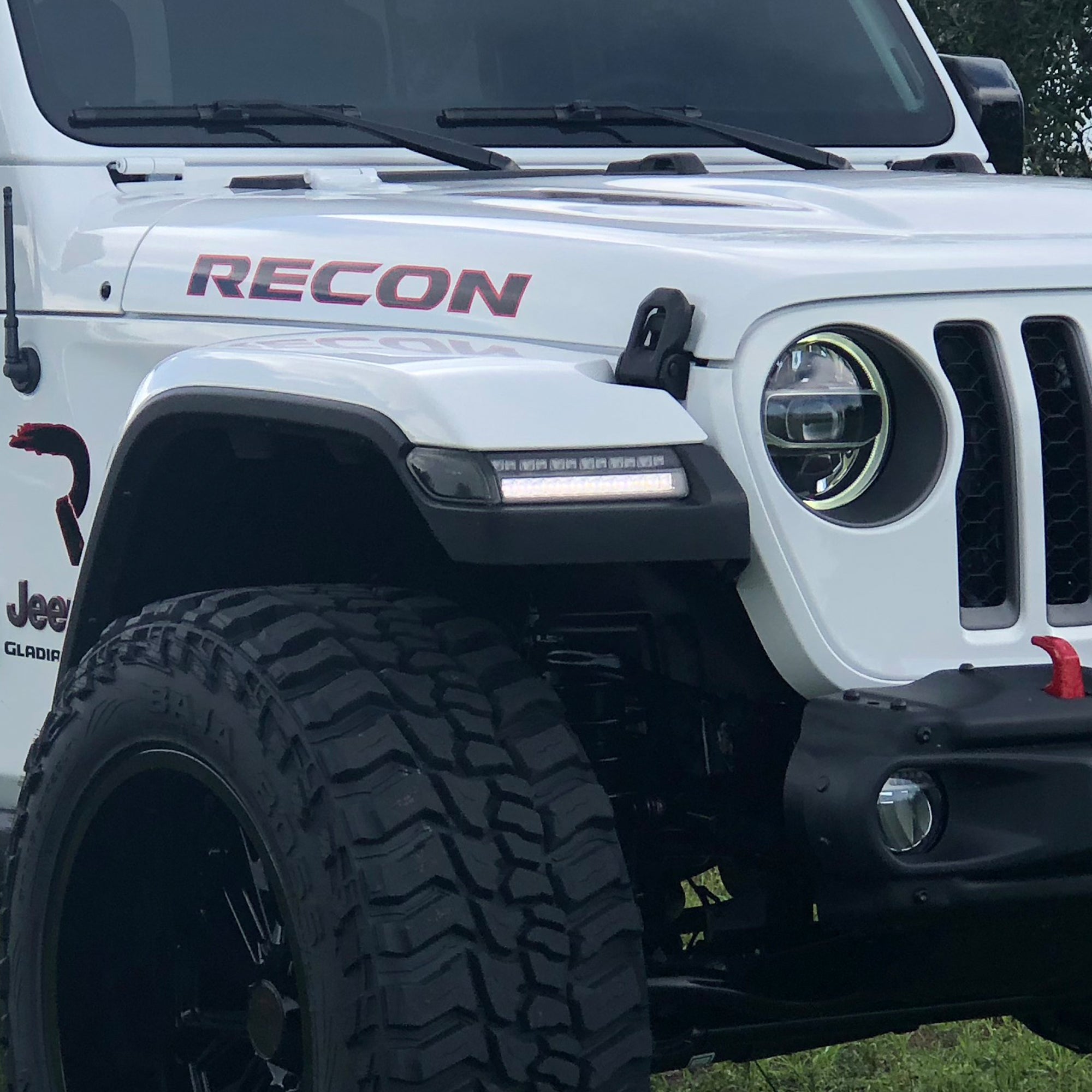 Jeep JL Wrangler 18-25 LED Fender Lights - OEM Halogen Replacement with Bright DRL & Clear Lens for Off-Road & Night Driving