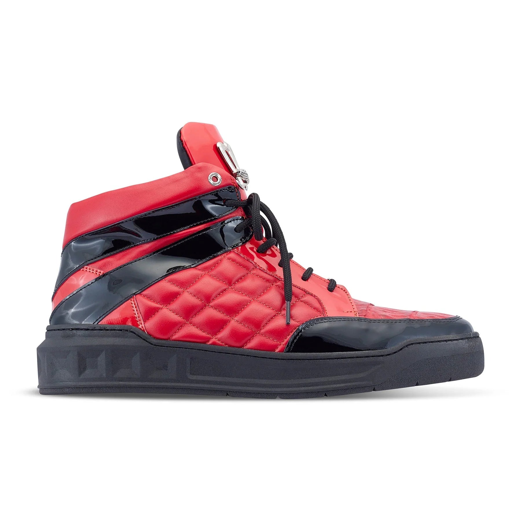 Black & Red Notorious Sneakers Size 9 - Stylish Men's Basketball Shoes for Court Performance & Streetwear Fashion