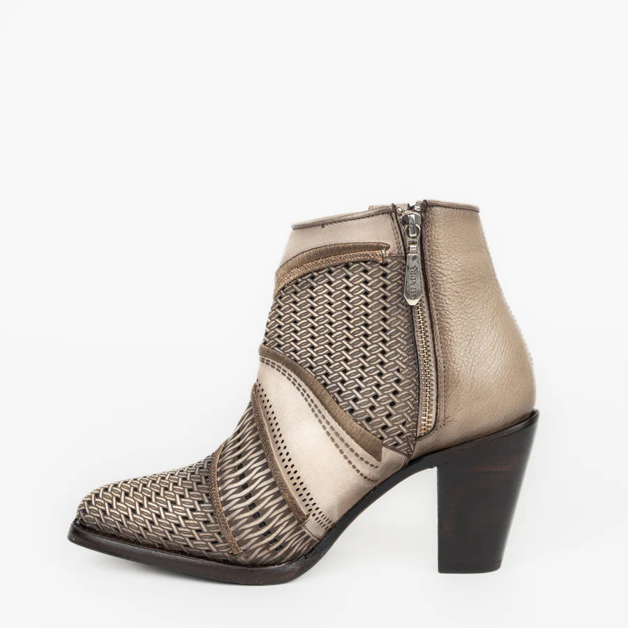 Women's Cuadra Late Cowhide Ankle Boots - Stylish & Comfortable for Casual Wear, Office & Night Out