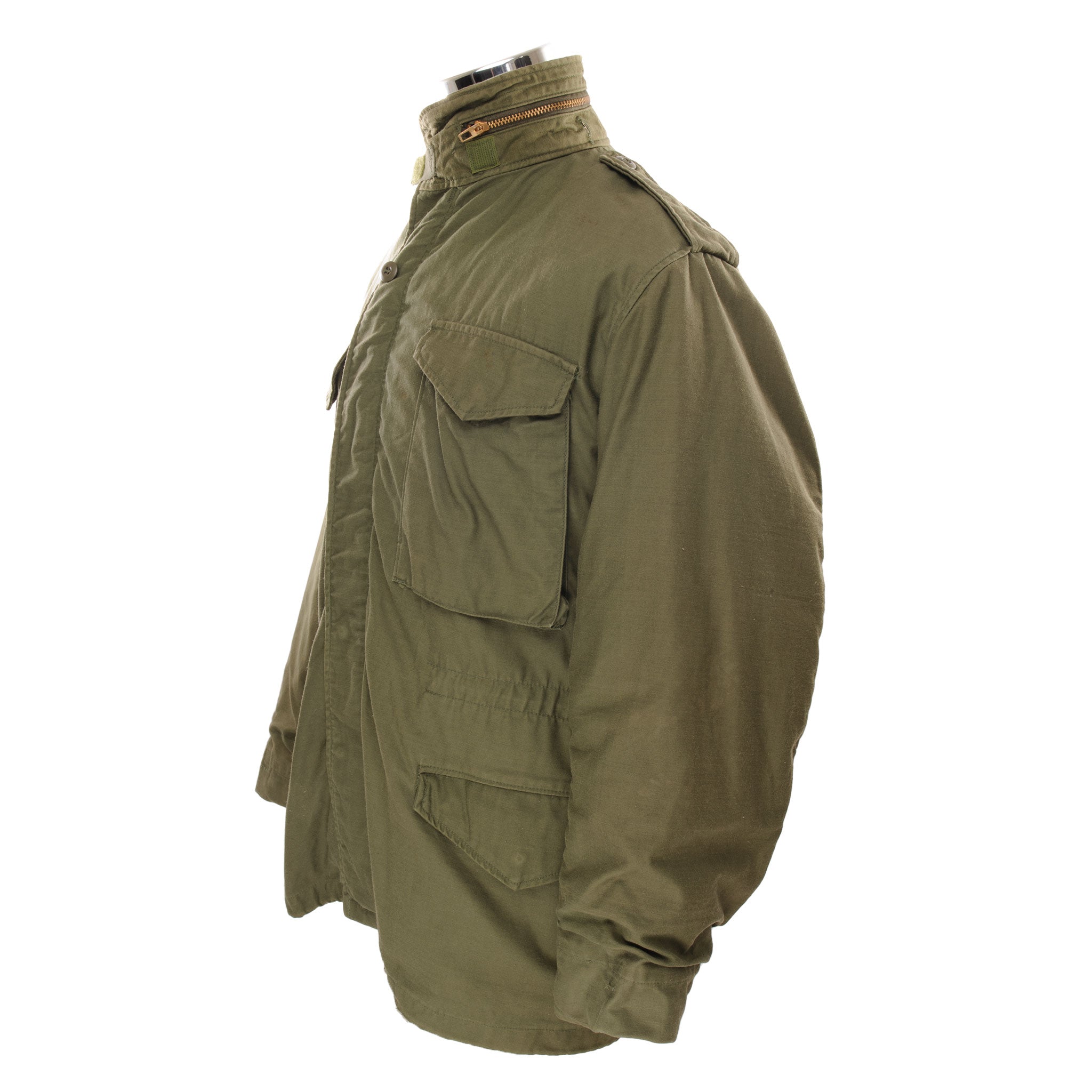 Vintage US Army M-1965 M65 Field Jacket - Medium Regular Size with Liner (1982) | Military Style Outerwear for Men, Outdoor Adventure & Casual Wear
