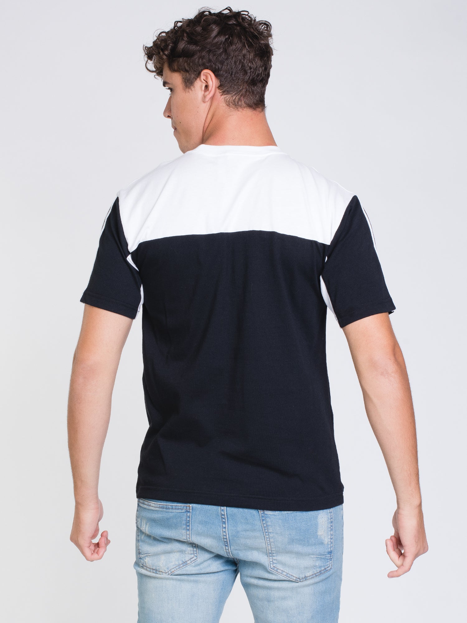 Adidas Classics Short Sleeve T-Shirt for Men & Women - Comfortable Cotton Casual Tee - Perfect for Gym, Running, Sports & Everyday Wear - Clearance Sale