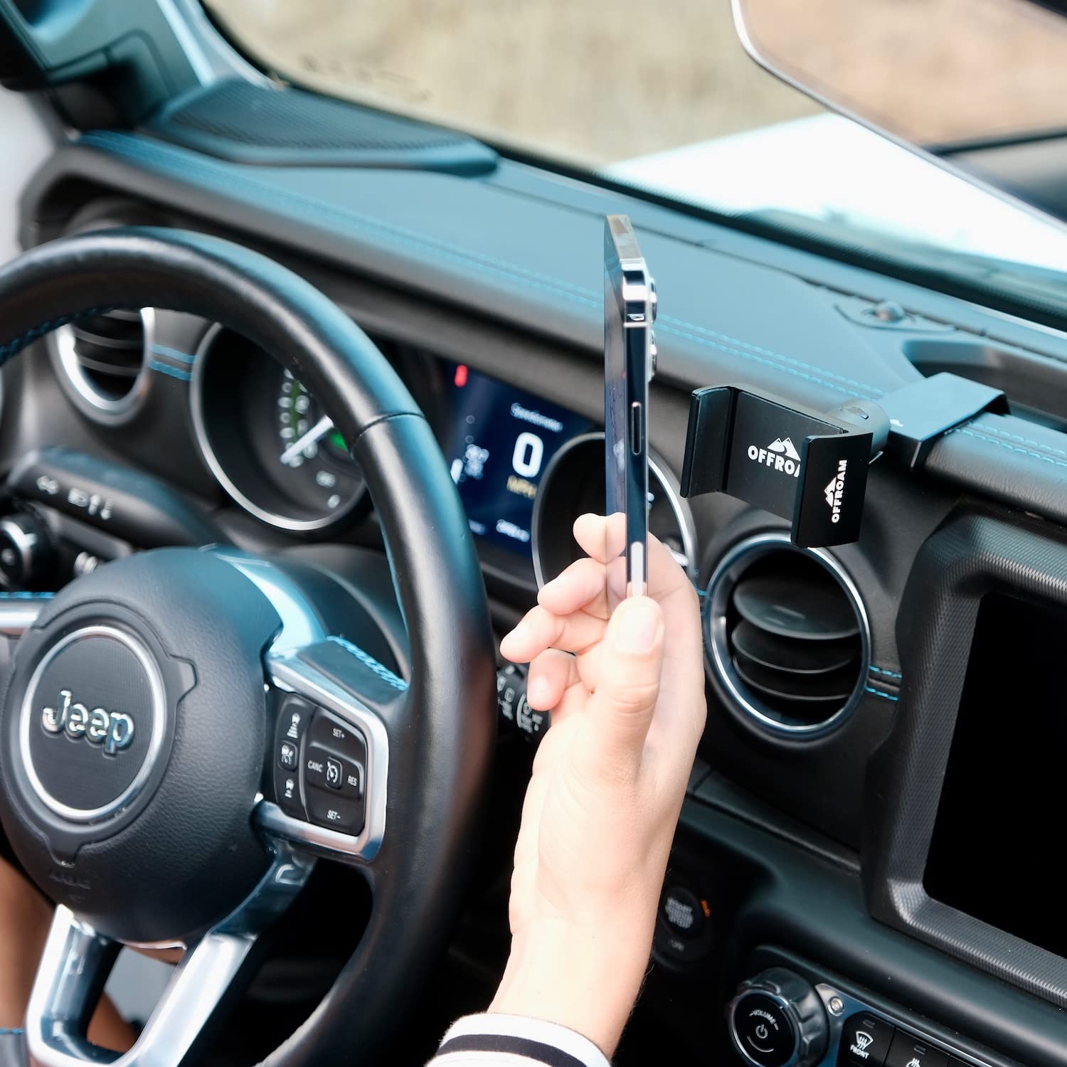 Universal Phone Mount Holder for Jeep Wrangler & Gladiator (2018-2023) - Dashboard Car Phone Stand with Adjustable Grip, 360° Rotation - Perfect for GPS Navigation, Hands-Free Calling & Road Trips