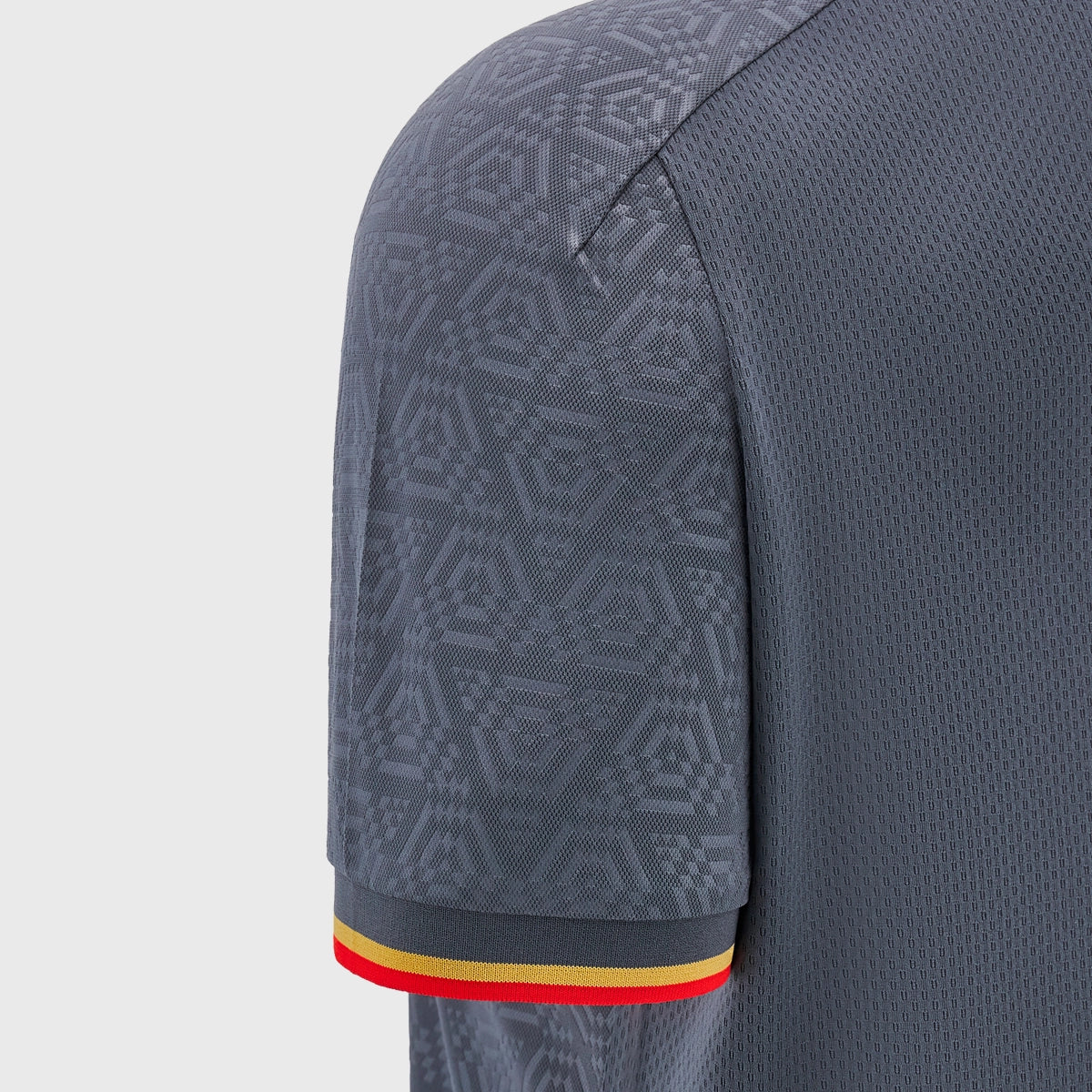 Wales Rugby Travel Polo Shirt for Men - Macron Official Teamwear in Anthracite Grey - Perfect for Rugby Matches, Travel & Casual Wear