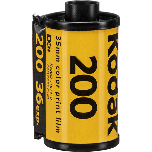 Kodak GOLD 200 Color Negative Film 35mm Roll - 36 Exposures, 3 Pack - Perfect for Travel, Street & Portrait Photography