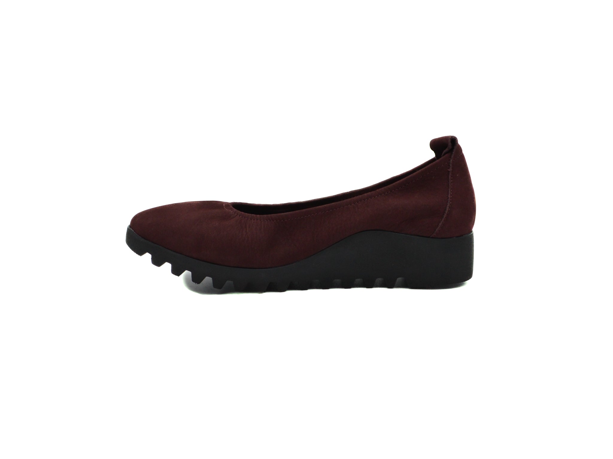 AETREX Brianna Women's Comfortable Ballet Flats - Lightweight Slip-On Shoes for Work, Walking & Casual Wear