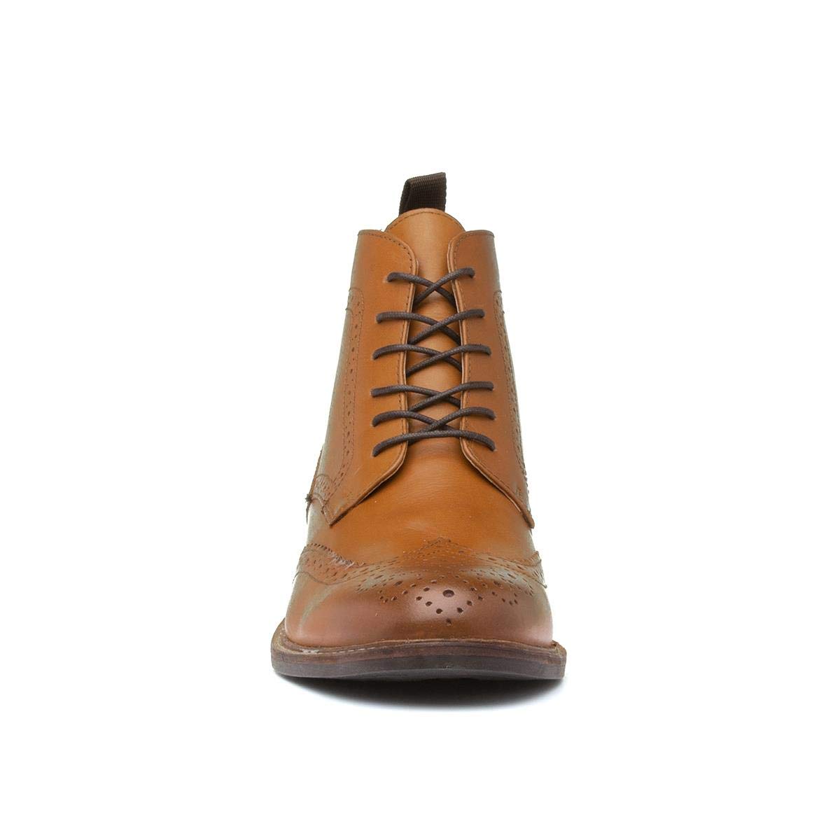 Red Tape Men's Askham Classic Boots - Waterproof Leather Hiking Boots for Men, Comfortable Outdoor Work Boots with Anti-Slip Sole - Perfect for Hiking, Camping & Winter Wear