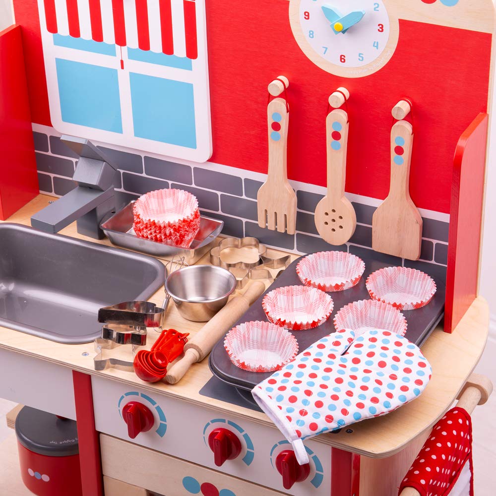 Bigjigs Toys Young Chefs Baking Set for Kids - Pretend Play Kitchen Accessories, Wooden Cake & Cookie Baking Toys | Perfect for Role Play, Birthday Gifts & Early Learning Activities