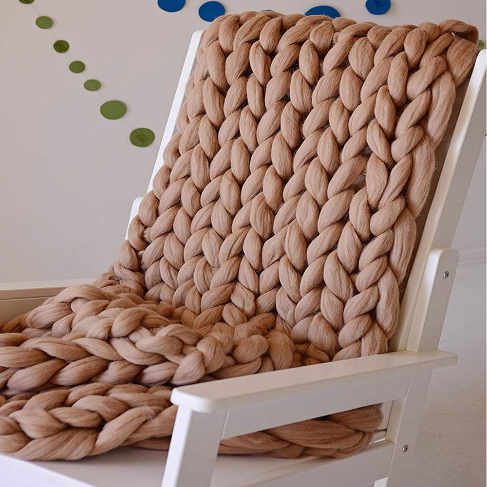 Chunky Knit Blanket - Oversized Handmade Braided Throw Blanket, Warm & Soft Cozy Giant Yarn Blanket for Bed, Sofa & Home Decor (White, 80x80cm) - Perfect for Living Room, Bedroom & Winter Snuggling