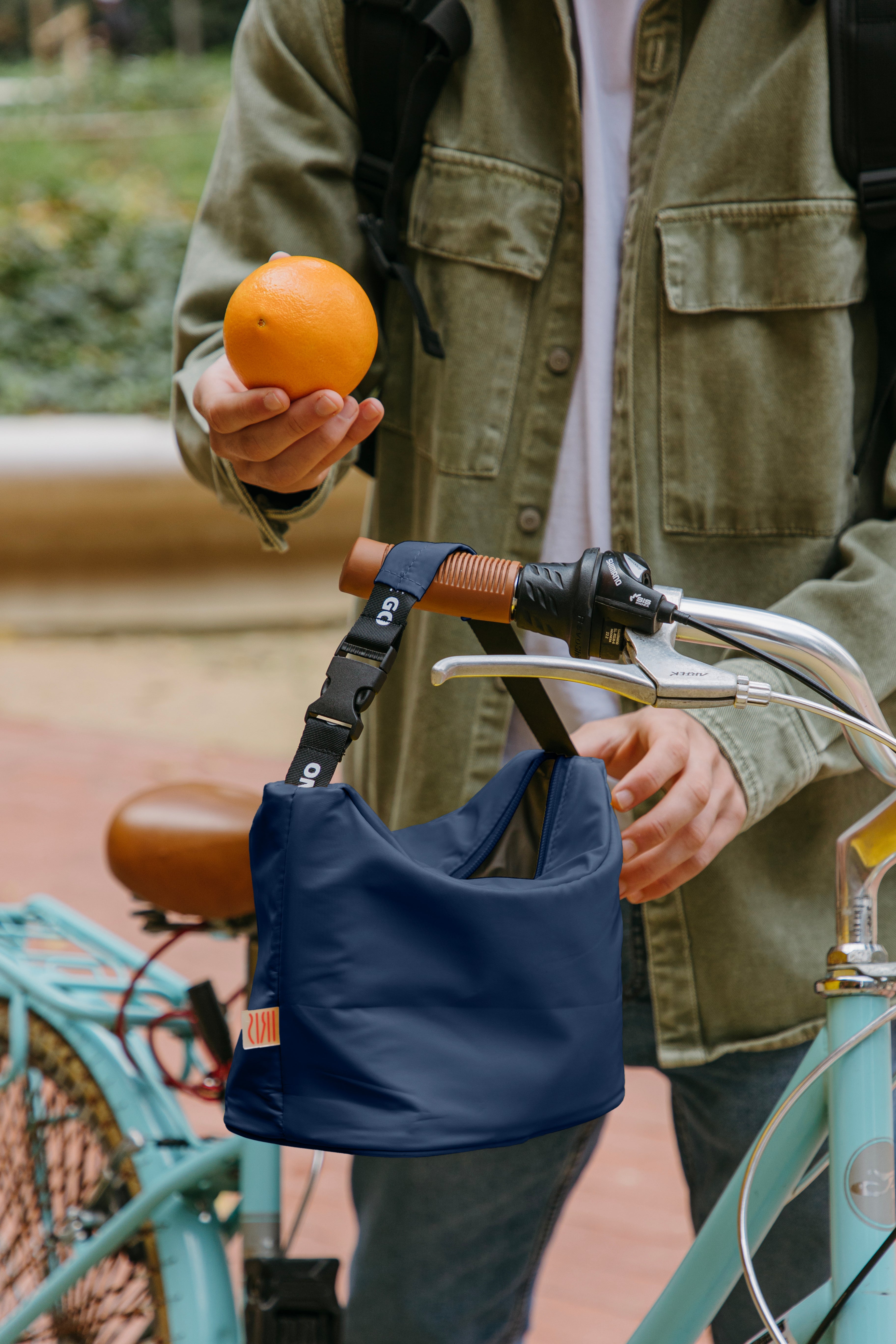 Portable Insulated Lunch Bag for Work & School - Lightweight Hanging Lunch Box with Adjustable Strap, Leakproof & Durable - Perfect for Office, Picnics & Outdoor Activities - Blue