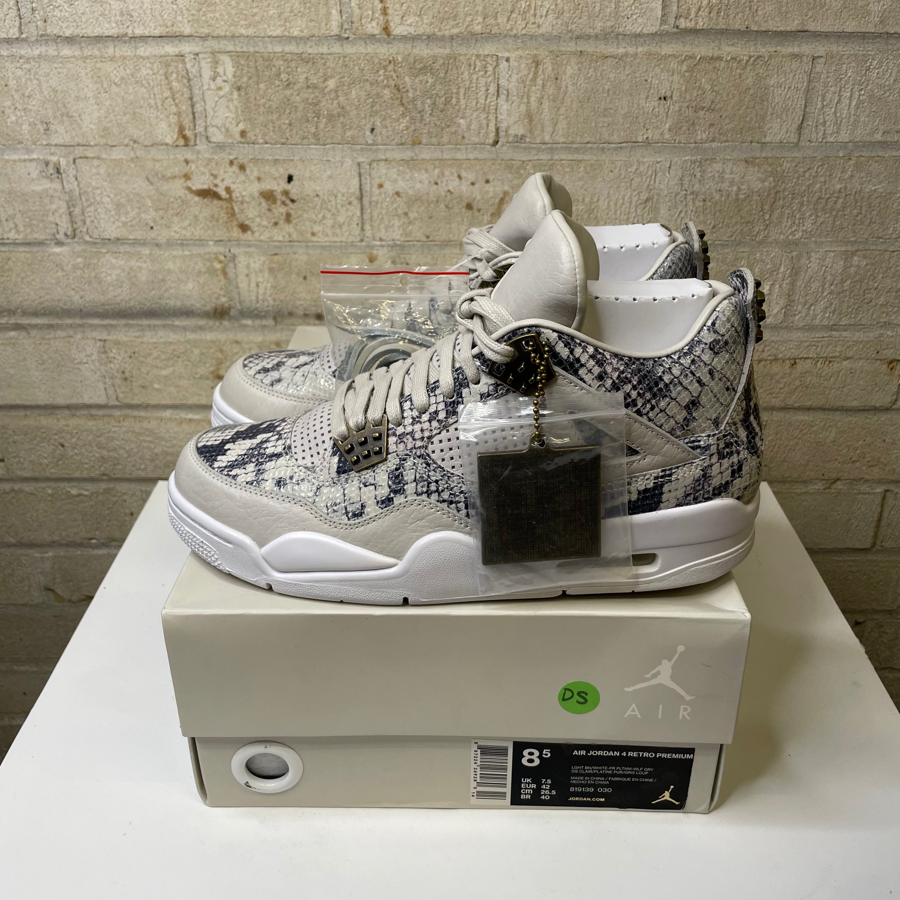 AIR JORDAN 4 PINNACLE SNAKESKIN Men's Basketball Shoes Size 8.5 (819139-030) - Premium Leather Sneakers for Casual Wear & Street Fashion