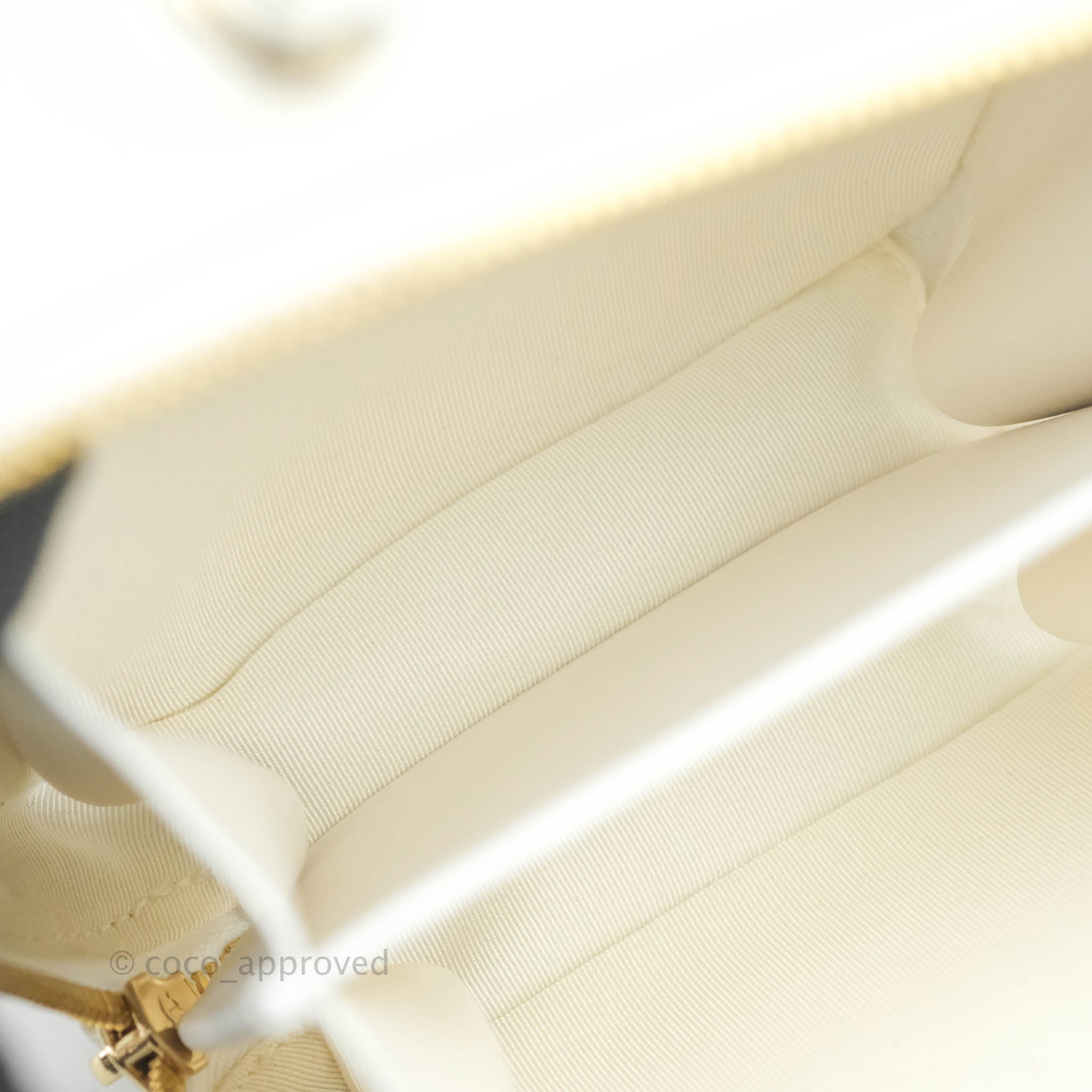 Chanel White Calfskin Circular Handle Zip Around Vanity Case with Gold Hardware - Perfect for Travel, Parties & Everyday Luxury (20S Collection)
