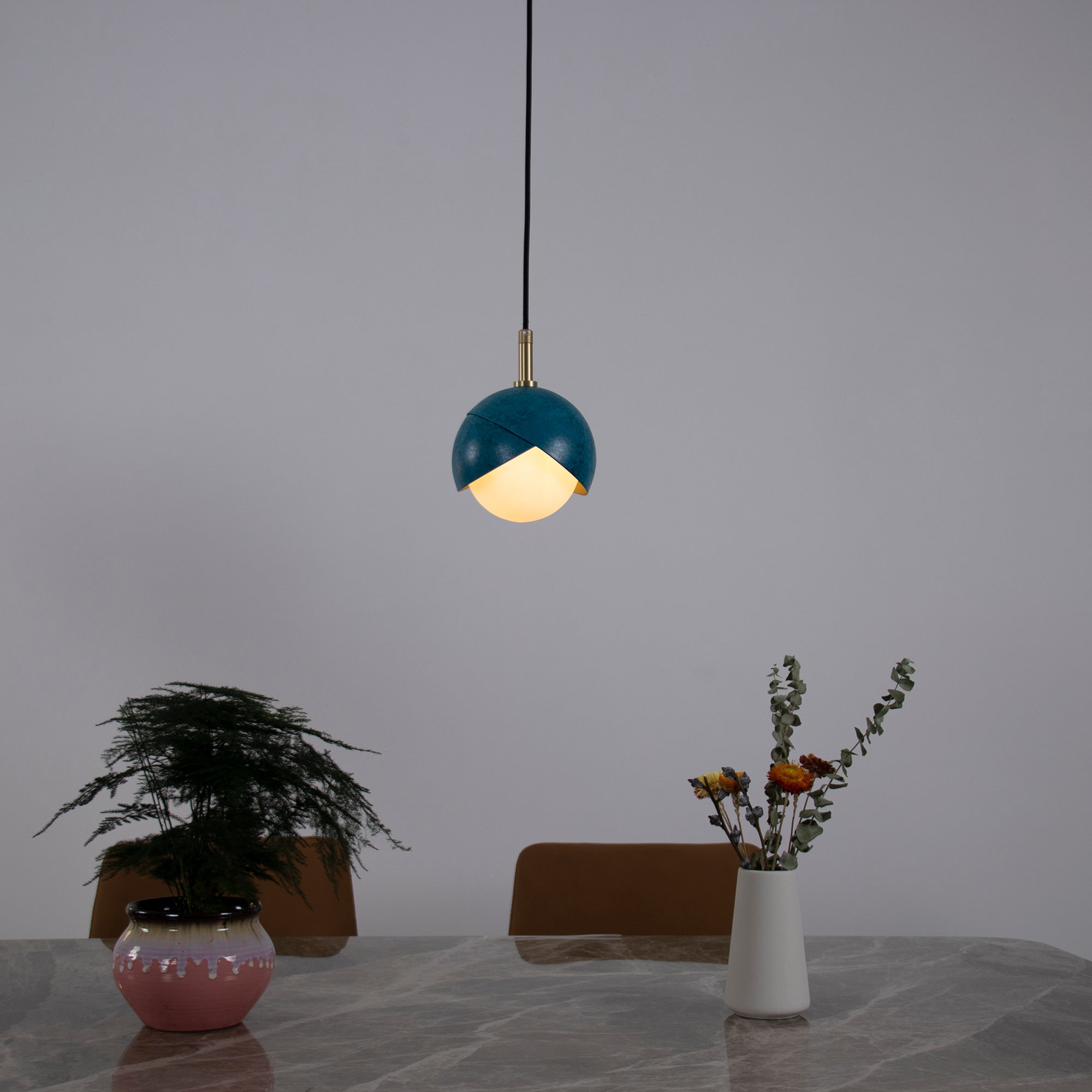 Elegant Earring Pendant Light - Modern Hanging Chandelier for Bedroom, Dining Room & Living Room Decor - Dimmable LED Lighting Fixture for Home & Office