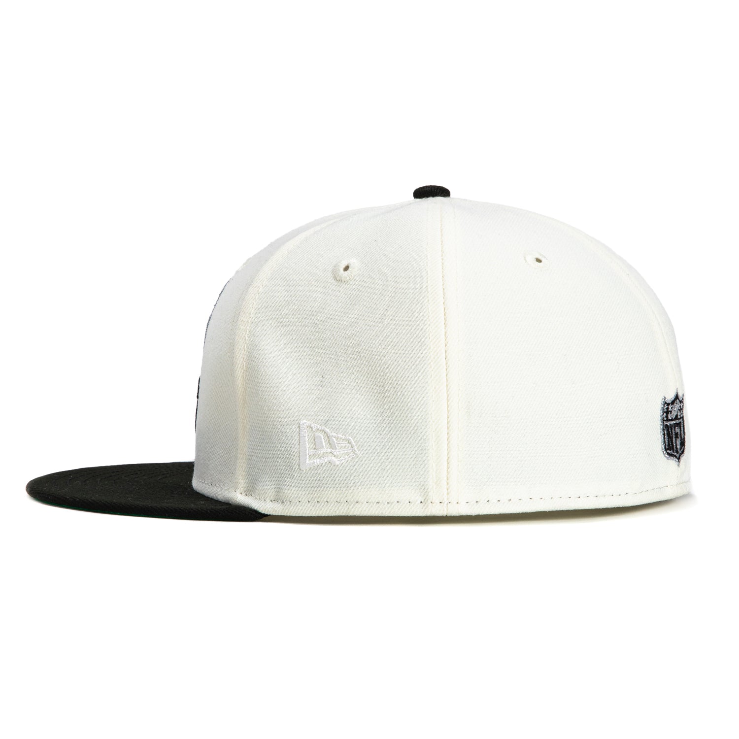 New Era 59Fifty Las Vegas Raiders Logo Patch Snapback Hat - White & Black - Official NFL Baseball Cap for Men & Women - Perfect for Game Day, Sports Events & Streetwear Fashion