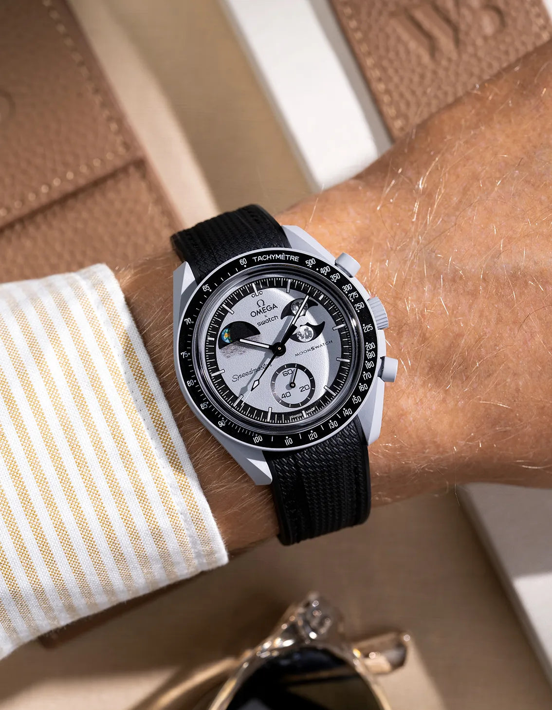 Premium Curved Vertech Rubber Watch Strap - Black - Durable & Comfortable for Sports, Outdoor & Everyday Wear