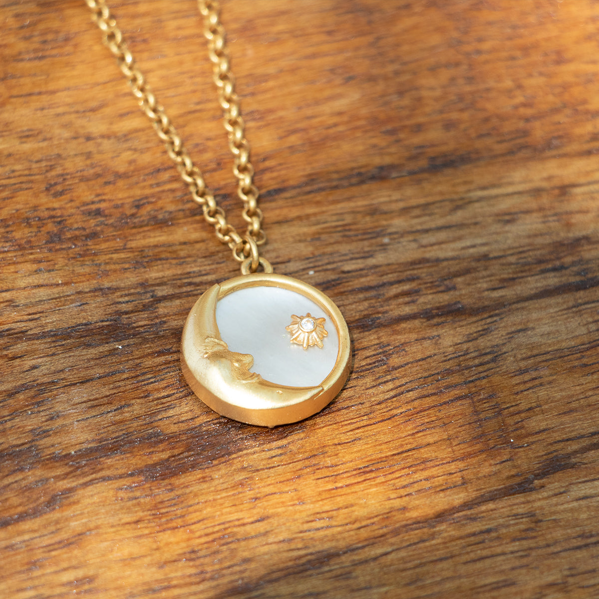 Magic of the Sun Pendant Necklace and Stud Earrings Set - Solar Energy Jewelry for Women - Perfect for Everyday Wear, Parties & Special Occasions