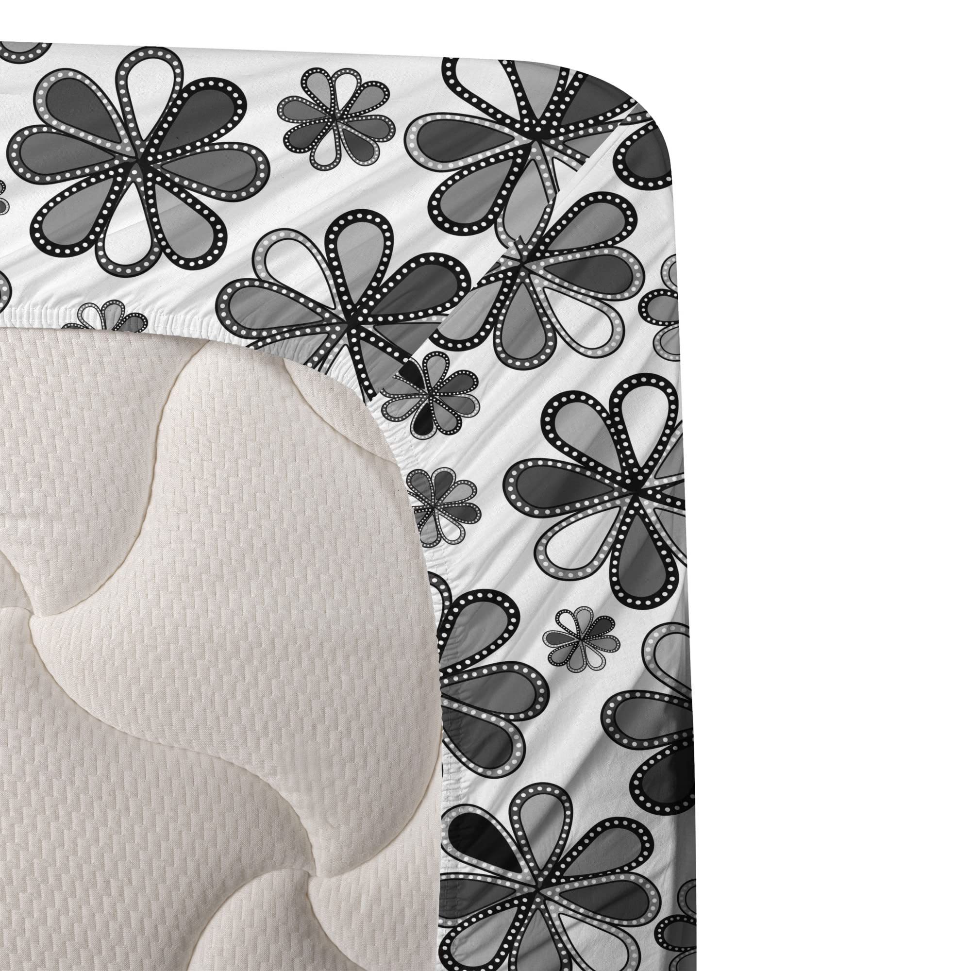 Ambesonne Floral Sheet Set - Grey Dark Grey King Size 4-Piece Bedding with Retro Petals Doodle Design | Fitted Sheet, Flat Sheet & Pillowcases | Perfect for Master Bedroom, Guest Room & Cozy Home Decor