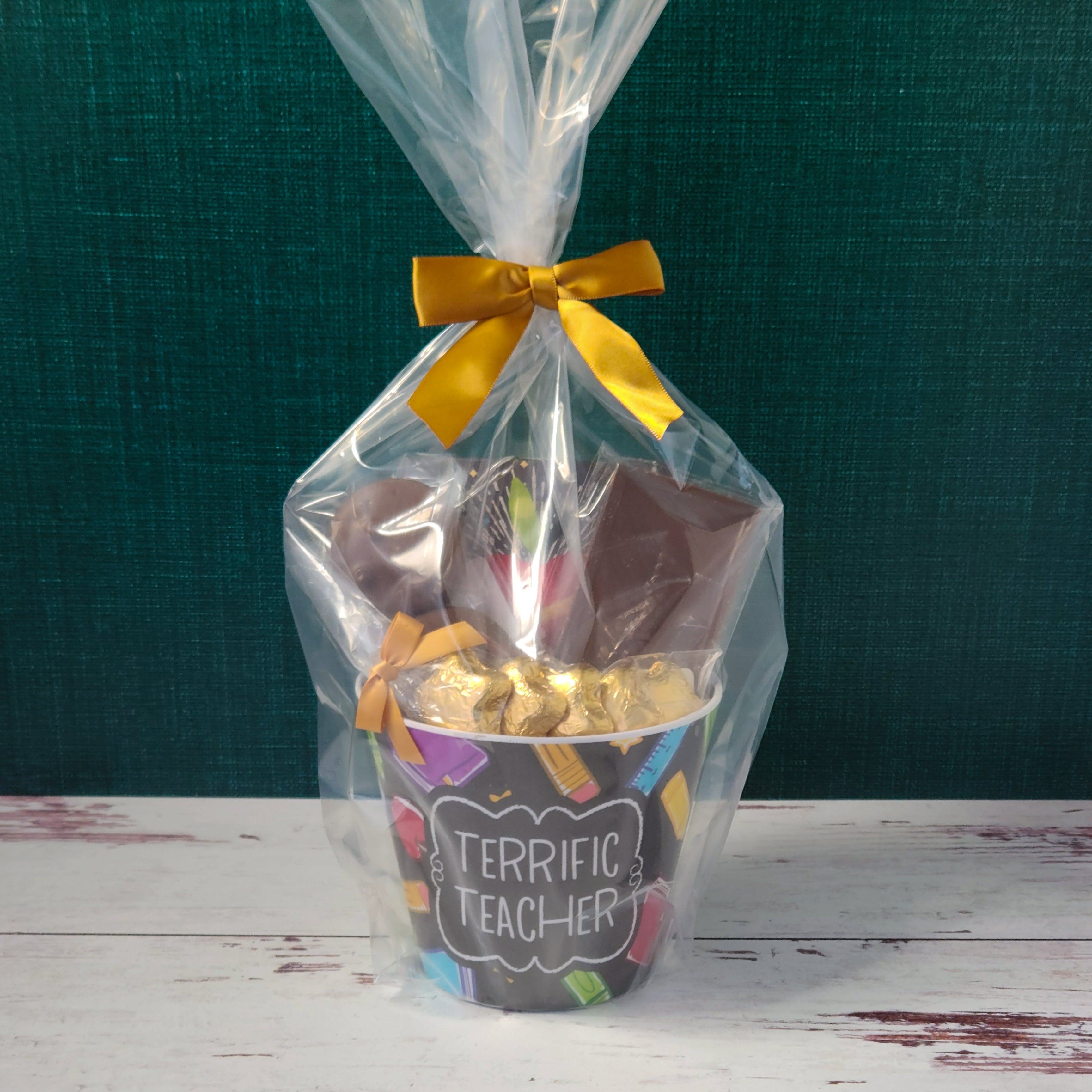 Best Teacher Appreciation Gift Basket - Thoughtful Present for Educators - Perfect for End of Year, Christmas & Thank You Gifts