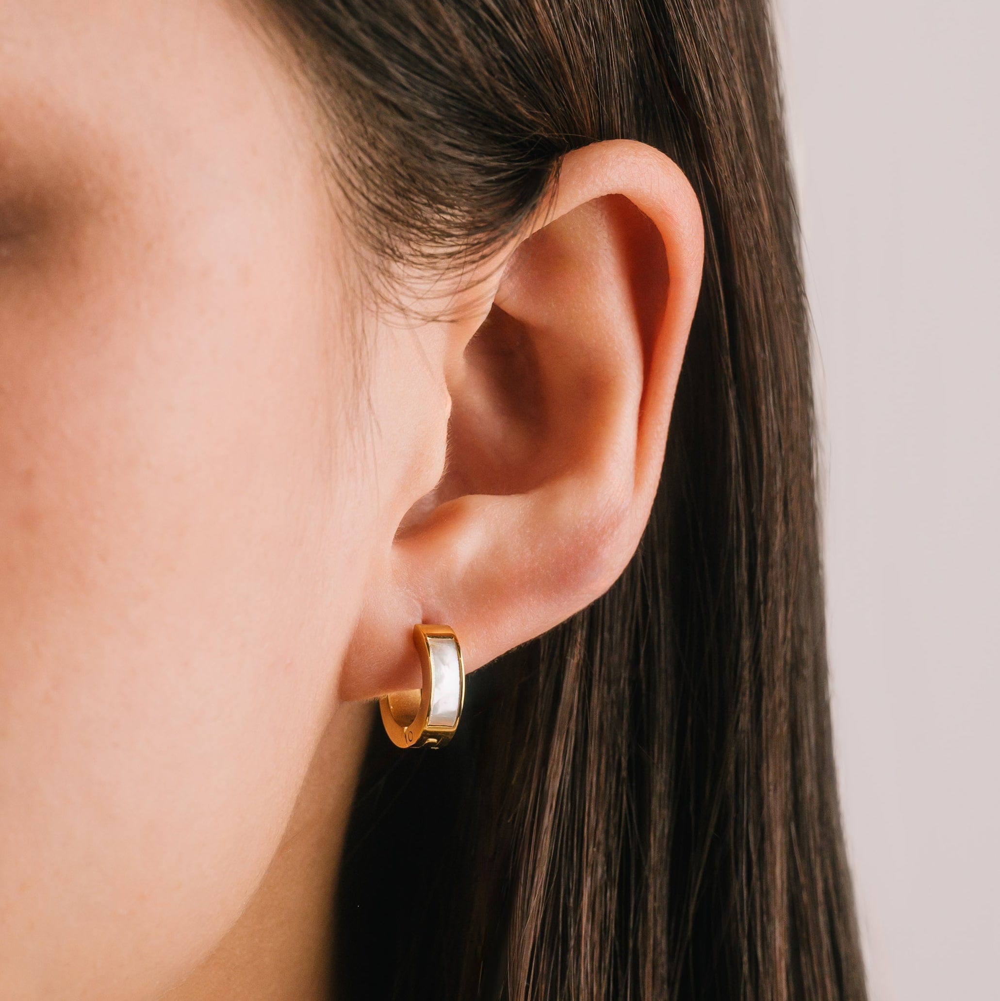Tofino Huggie Hoop Earrings for Women - 14K Gold Plated Small Hoop Earrings - Minimalist Dainty Huggie Earrings for Everyday Wear - Perfect for Work, Date Night & Casual Outfits
