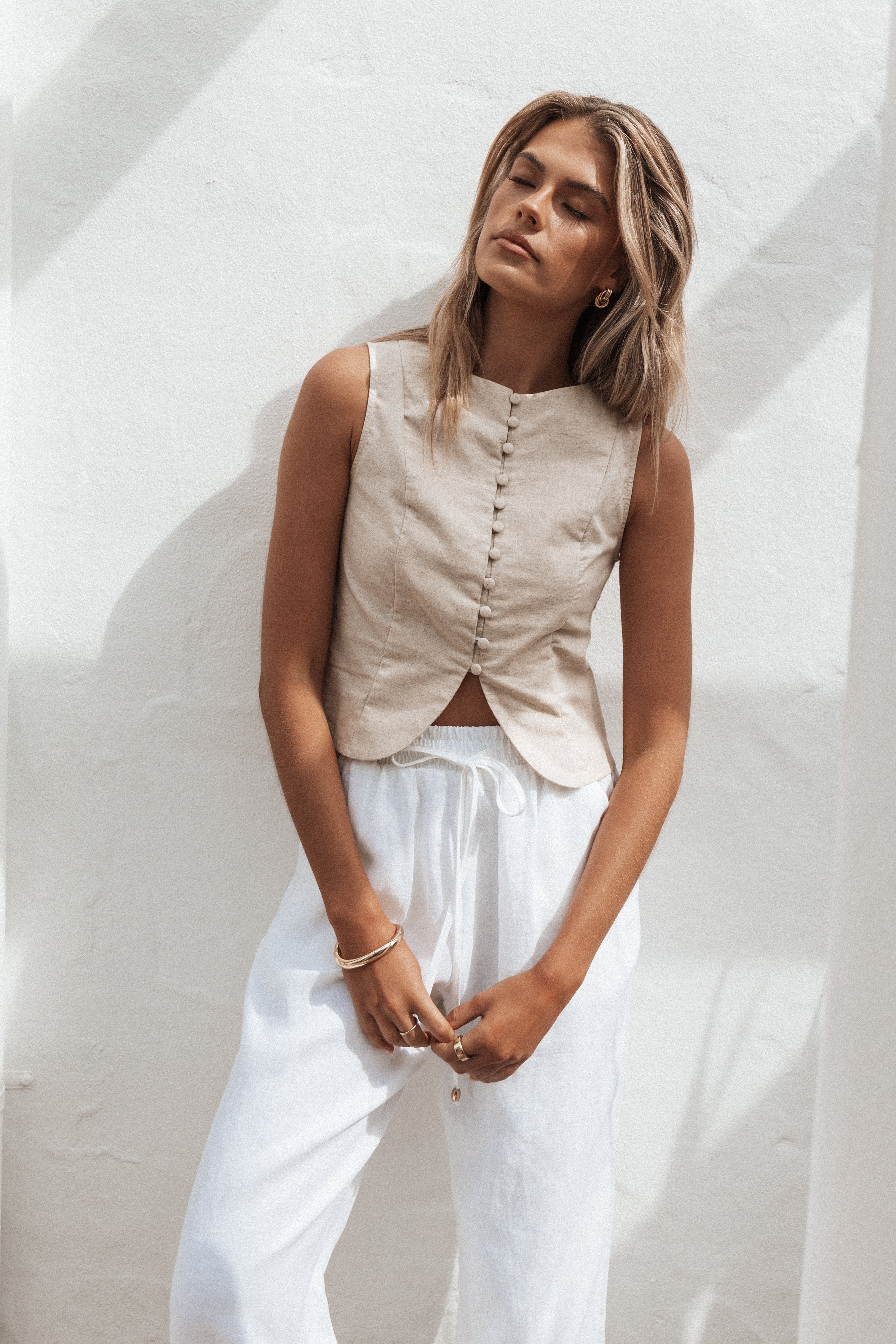 Daniella Women's Linen Vest - Soft Breathable Summer Cardigan in Oatmeal | Casual Outfit for Beach, Office & Outdoor Activities