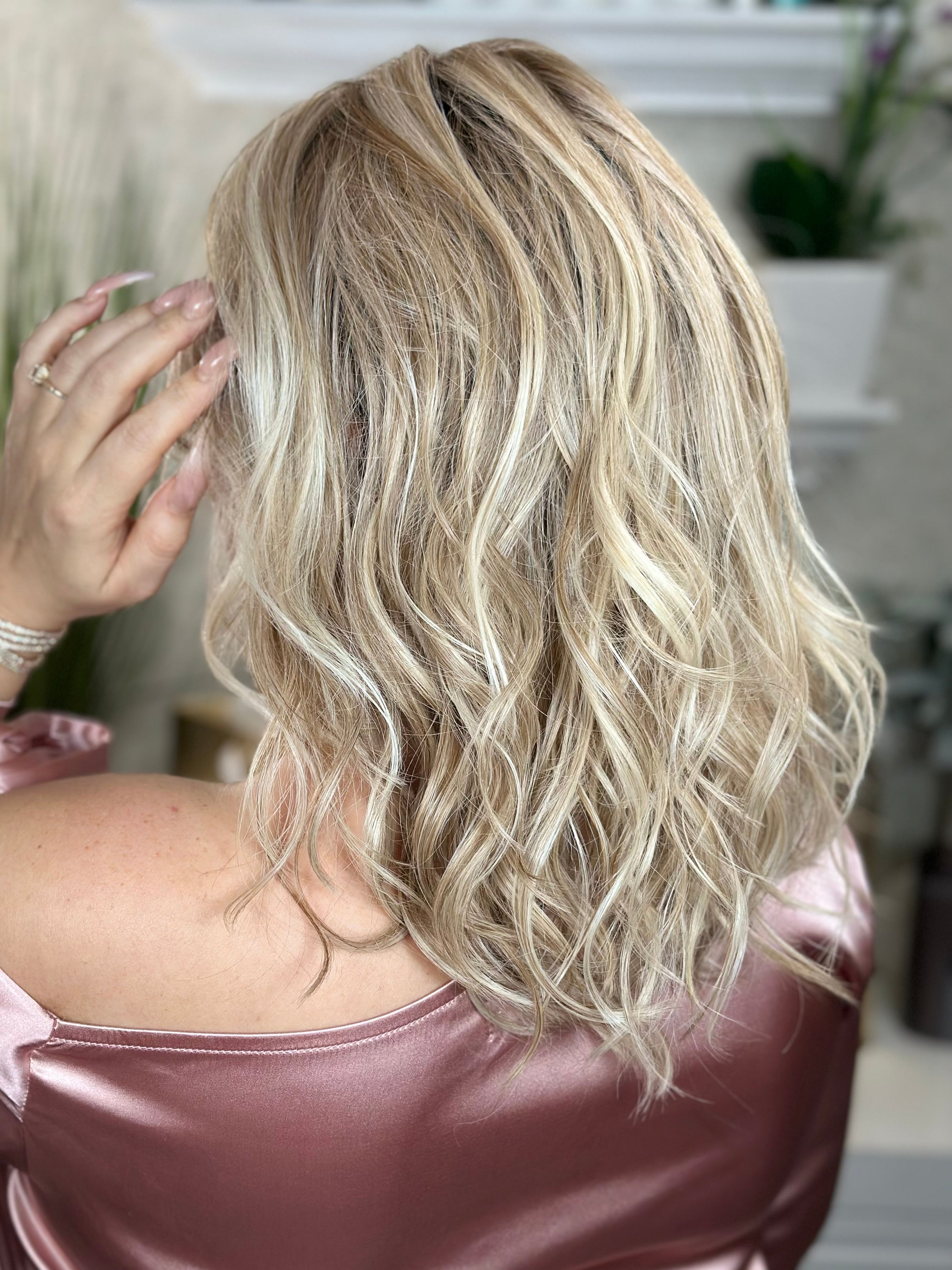 MAIN ATTRACTION Neutral Sand Blonde Hair Extensions - Natural Looking Clip-Ins for Volume & Length - Perfect for Weddings, Parties & Everyday Glam