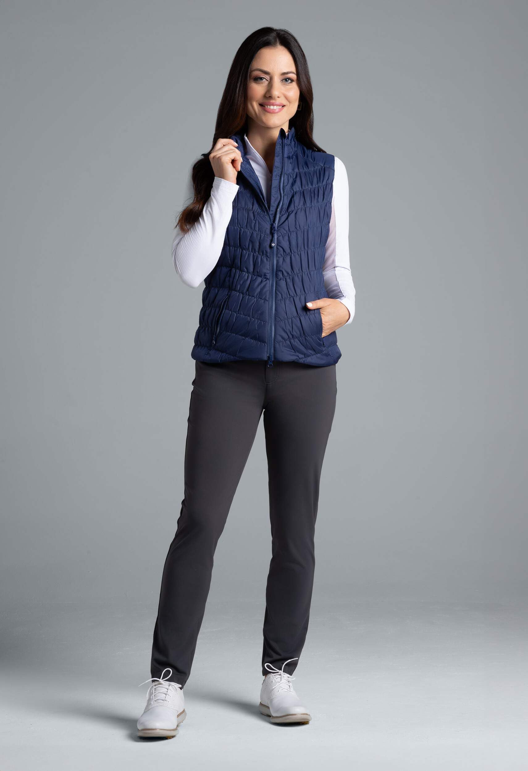 IBKUL Breathable Lightweight Warm Sleeveless Solid Vest for Men & Women - Perfect for Outdoor Activities, Hiking, and Layering in Cold Weather - Model 31000
