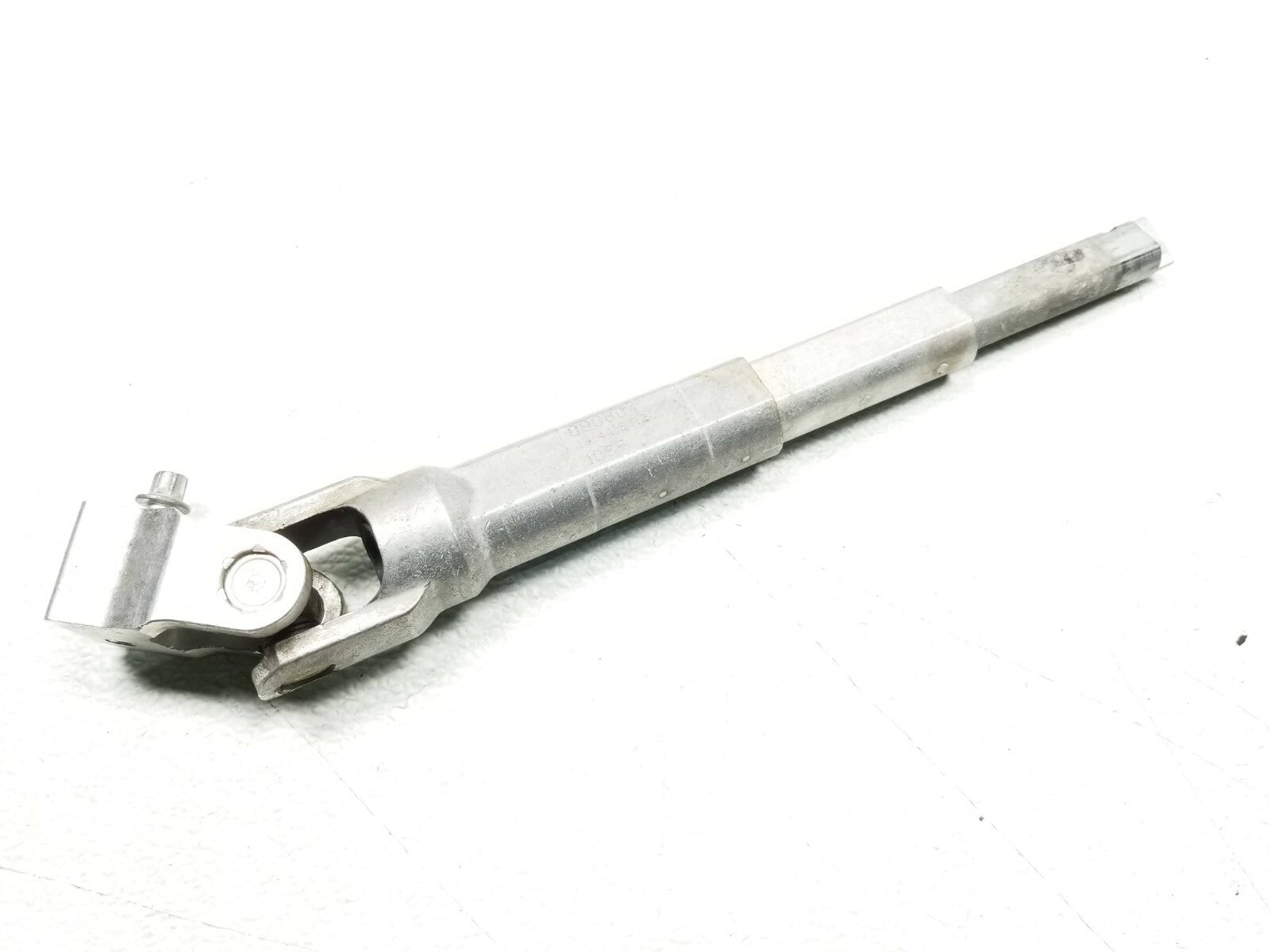 BMW E46 Steering Column Lower Shaft Replacement Part - OEM Quality Fit for 2001-2005 3 Series - Perfect for DIY Repairs & Steering System Maintenance