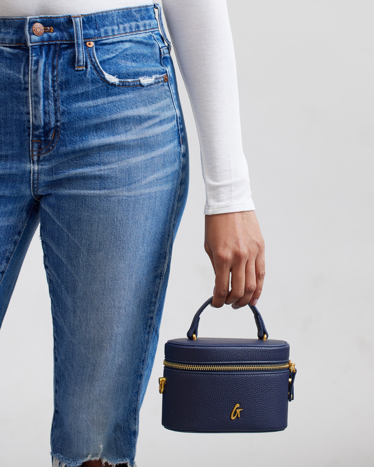 Mini Pebble Vanity Bag in Navy - Stylish and Compact Makeup Pouch for Travel, Gym, and Everyday Essentials