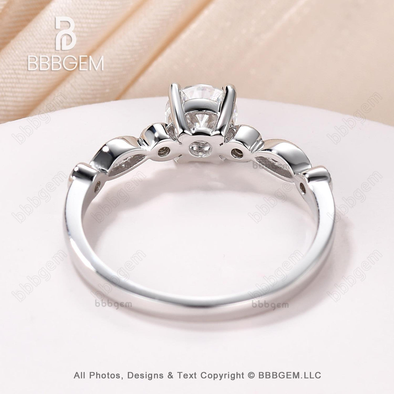 5mm Round Moissanite Marquise Diamond Engagement Ring - 14k/18k Rose Gold Wedding Band for Women - Classic 4 Prong Setting, Perfect for Proposals, Anniversaries & Bridal Jewelry