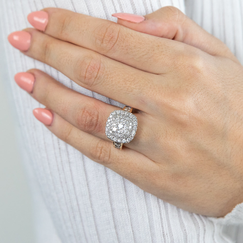 9ct Yellow Gold 2 Carat Diamond Ring with Brilliant Cut - Elegant Engagement & Wedding Ring for Women - Perfect for Proposals, Anniversaries & Special Occasions