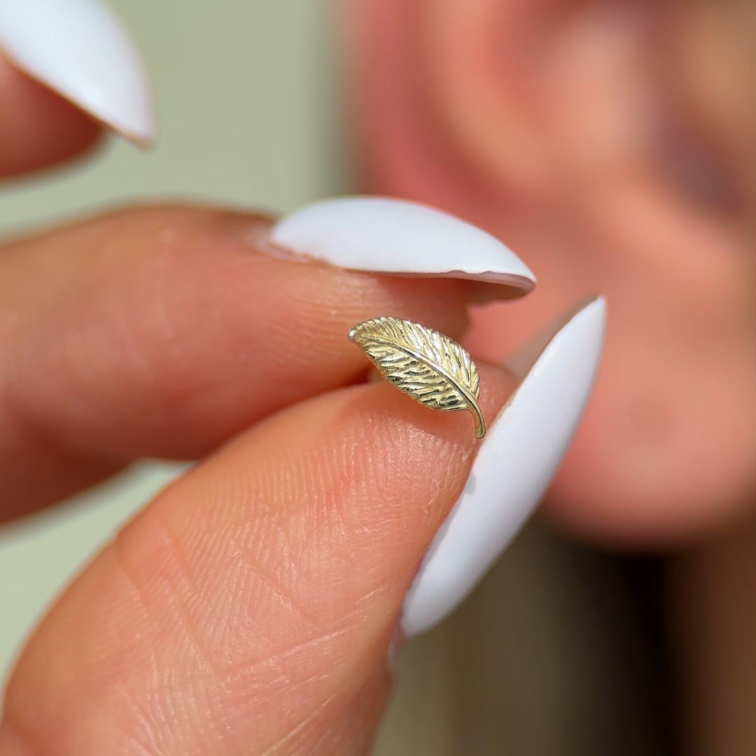 14k Yellow Gold Leaf Flat Back Stud Earrings - Dainty Nature-Inspired Jewelry for Everyday Wear & Special Occasions