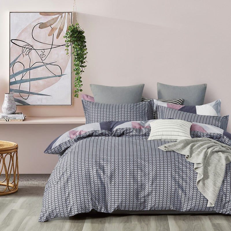 100% Cotton Reversible Quilt Cover Set - Dylan Pattern - Queen Size Bedding - Soft & Breathable Duvet Cover for All Seasons - Perfect for Master Bedroom, Guest Room & Dorm Decor