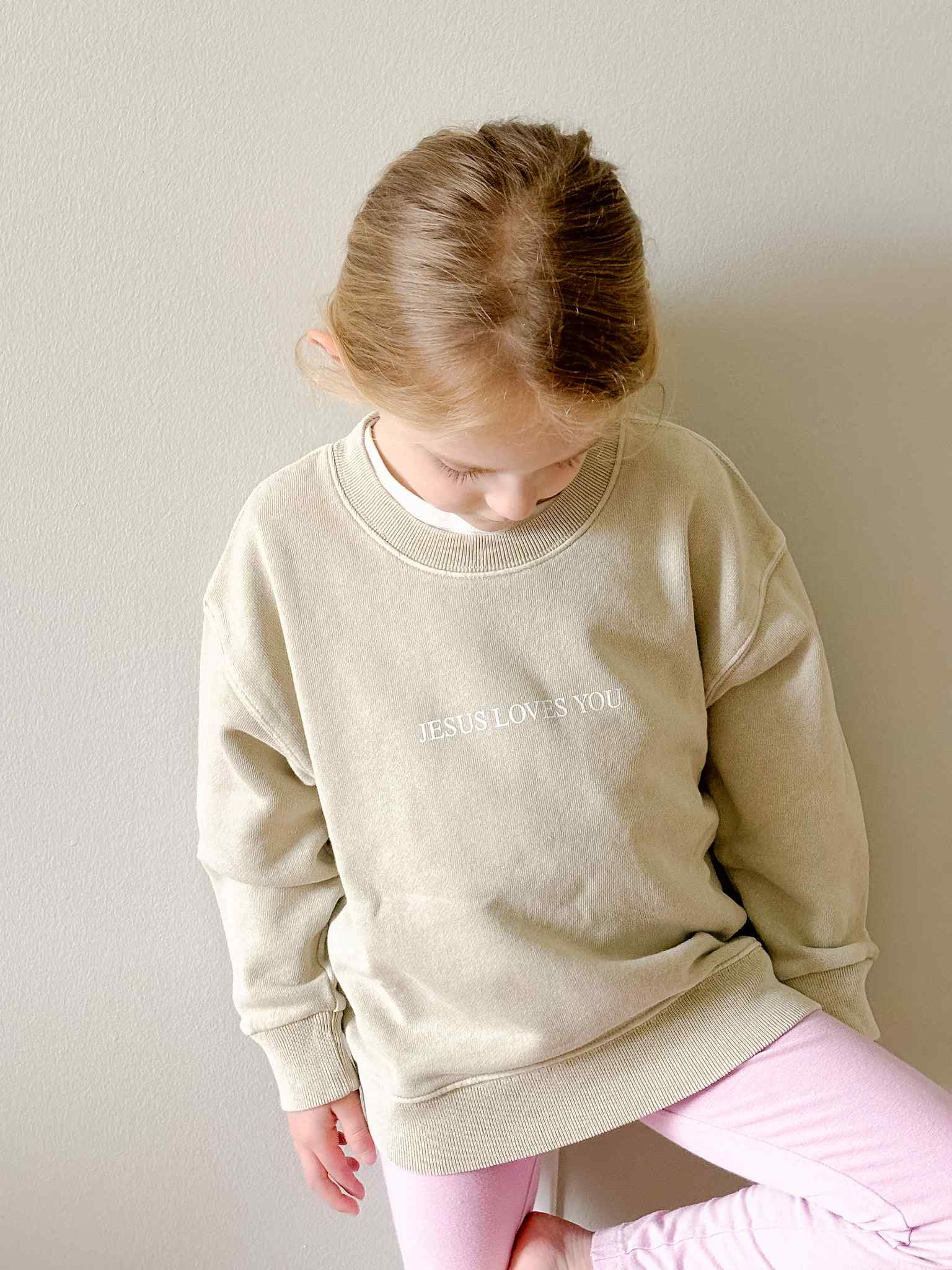 Jesus Loves You Kids Crewneck Sweatshirt - Neutral Color Christian Apparel for Boys & Girls - Perfect for Church, Sunday School & Family Gatherings