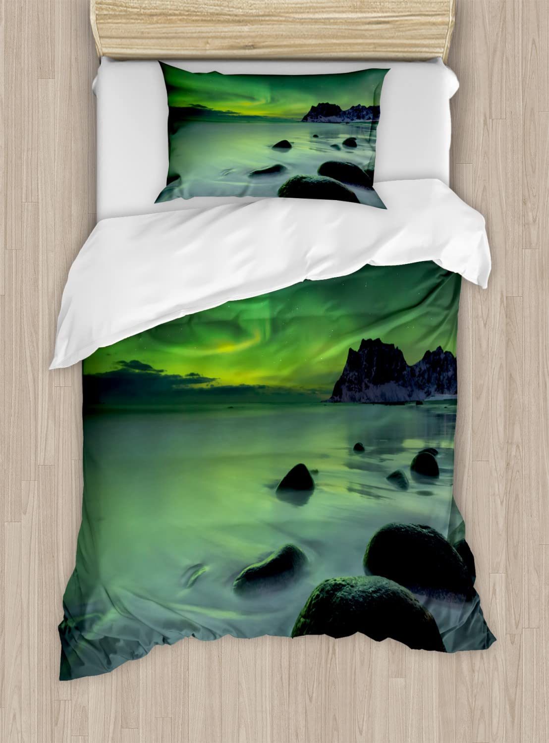 Ambesonne Aurora Borealis Duvet Cover Set - Twin Size 2-Piece Bedding Set with 2 Duvet Covers & 2 Pillowcases - Lime Green & Almond Green Magic Nature Panorama Design - Perfect for Kids Rooms, Guest Bedrooms & Cozy Home Decor