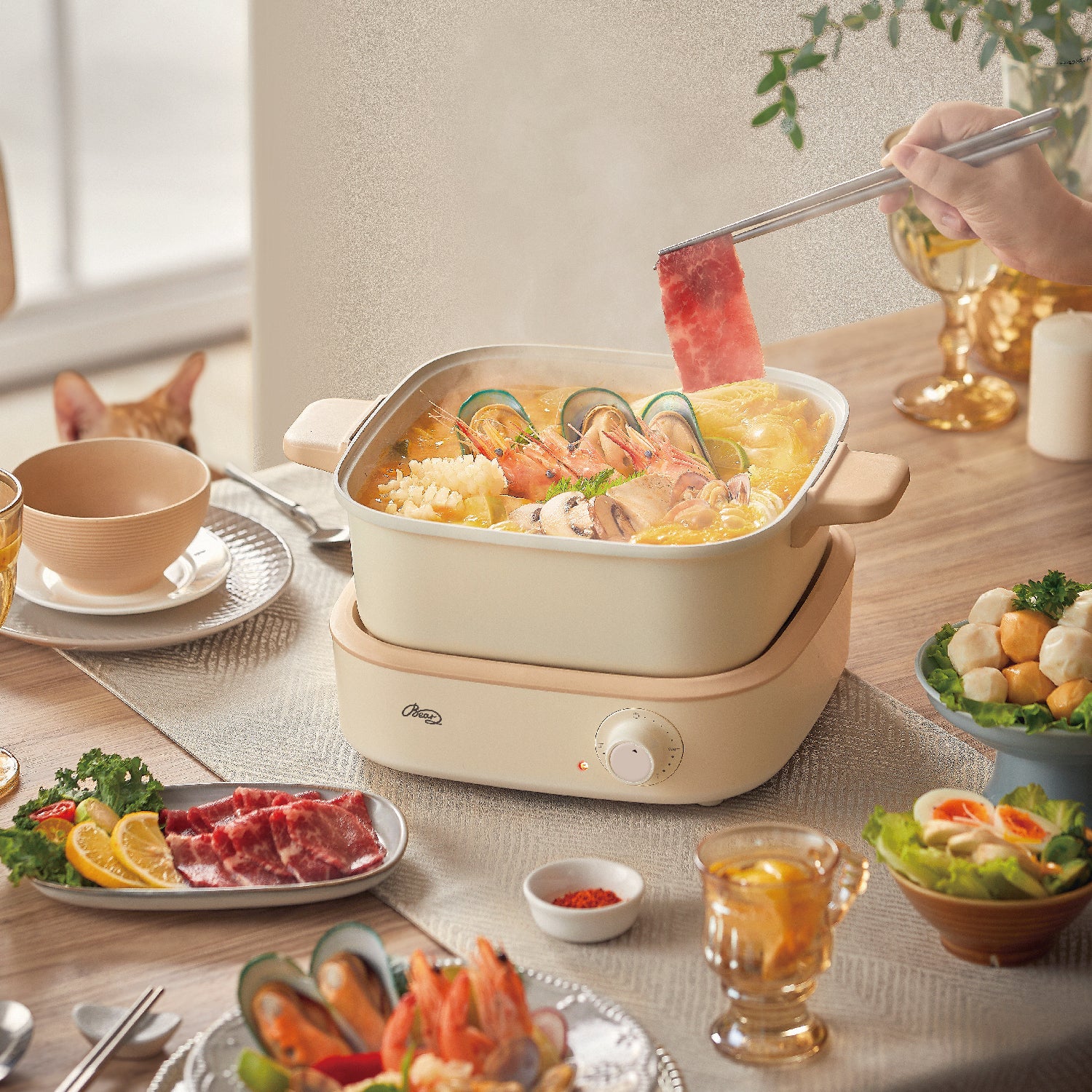 Bear MHP 151CW Multi-Function Electric Hot Pot - Perfect for Family Gatherings, Dorm Cooking & Hot Pot Parties